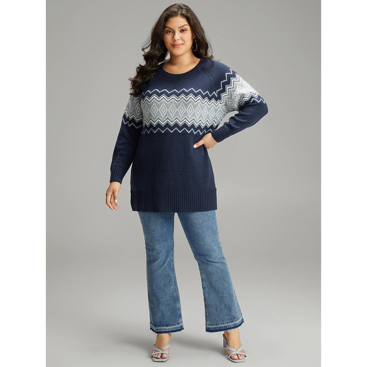Plus Size Geo Raglan Sleeve Elastic Hem Pullover Indigo Women Casual Loose Long Sleeve Round Neck Everyday Pullovers BloomChic 22-24/3X Product Image