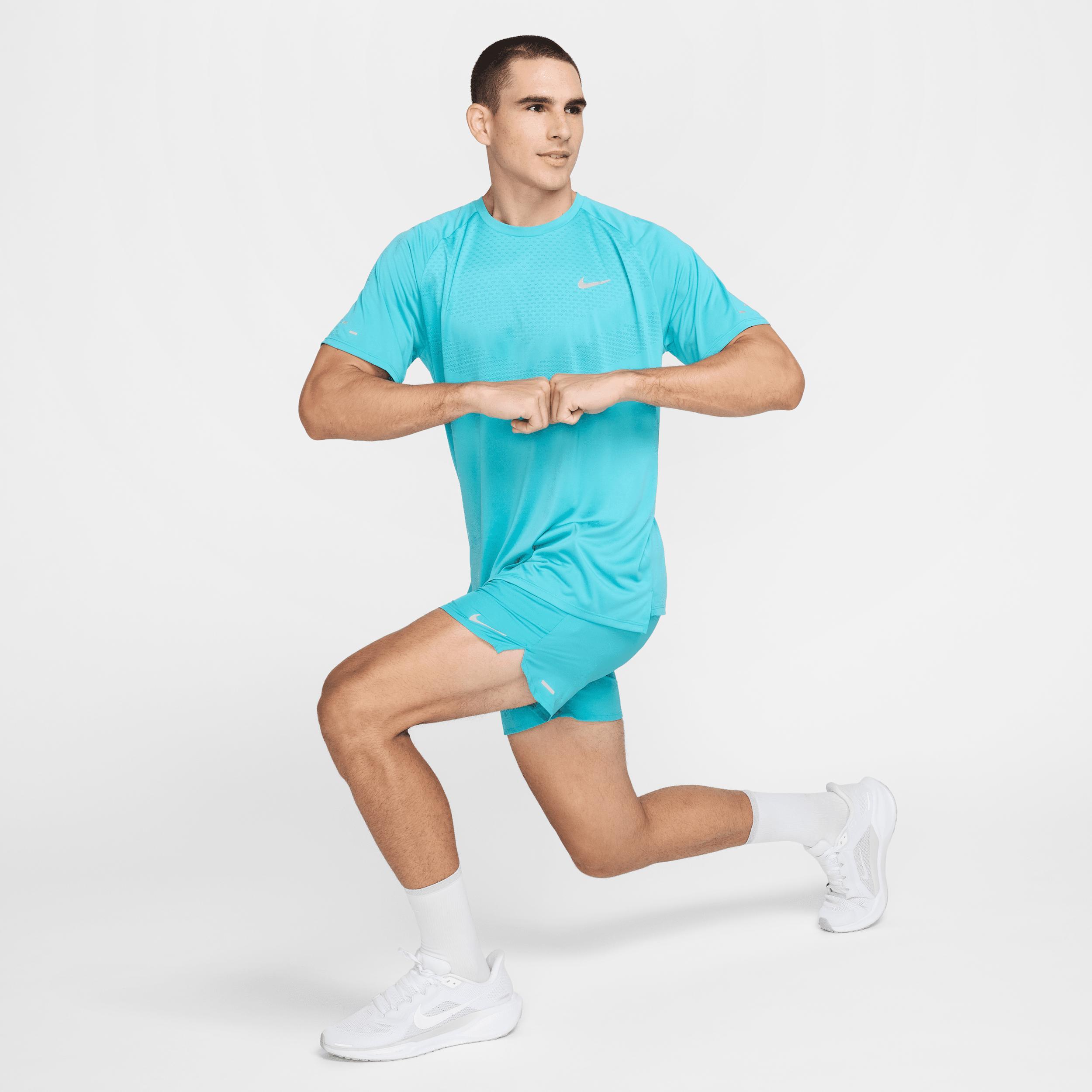 Nike Men's Stride Dri-FIT ADV Short-Sleeve Running Top Product Image