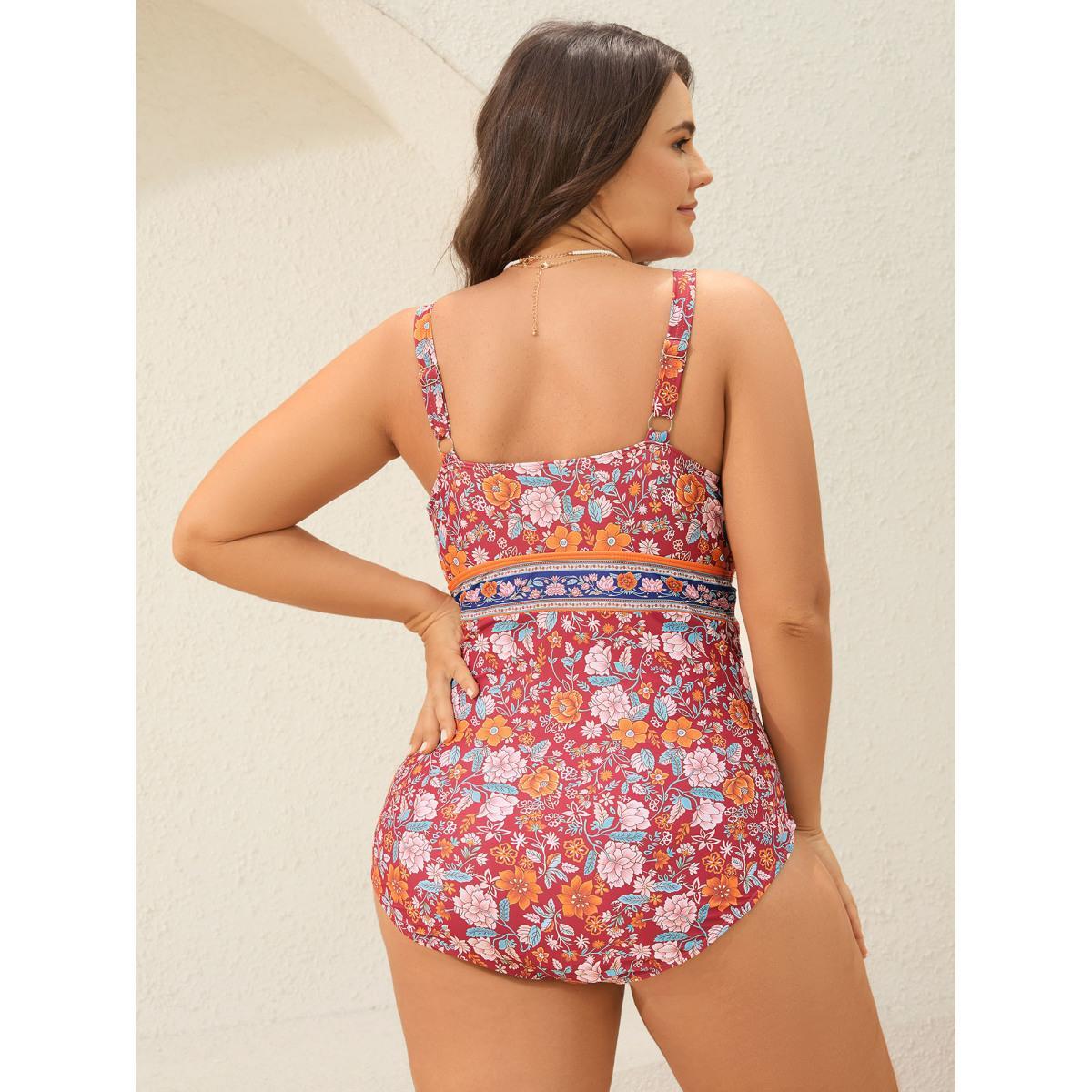 Plus Size Floral Print Ruched One-Piece Swimsuit Women's Swimwear Scarlet Beach Gathered Curve Bathing Suits High stretch One Pieces BloomChic 26/4X Product Image