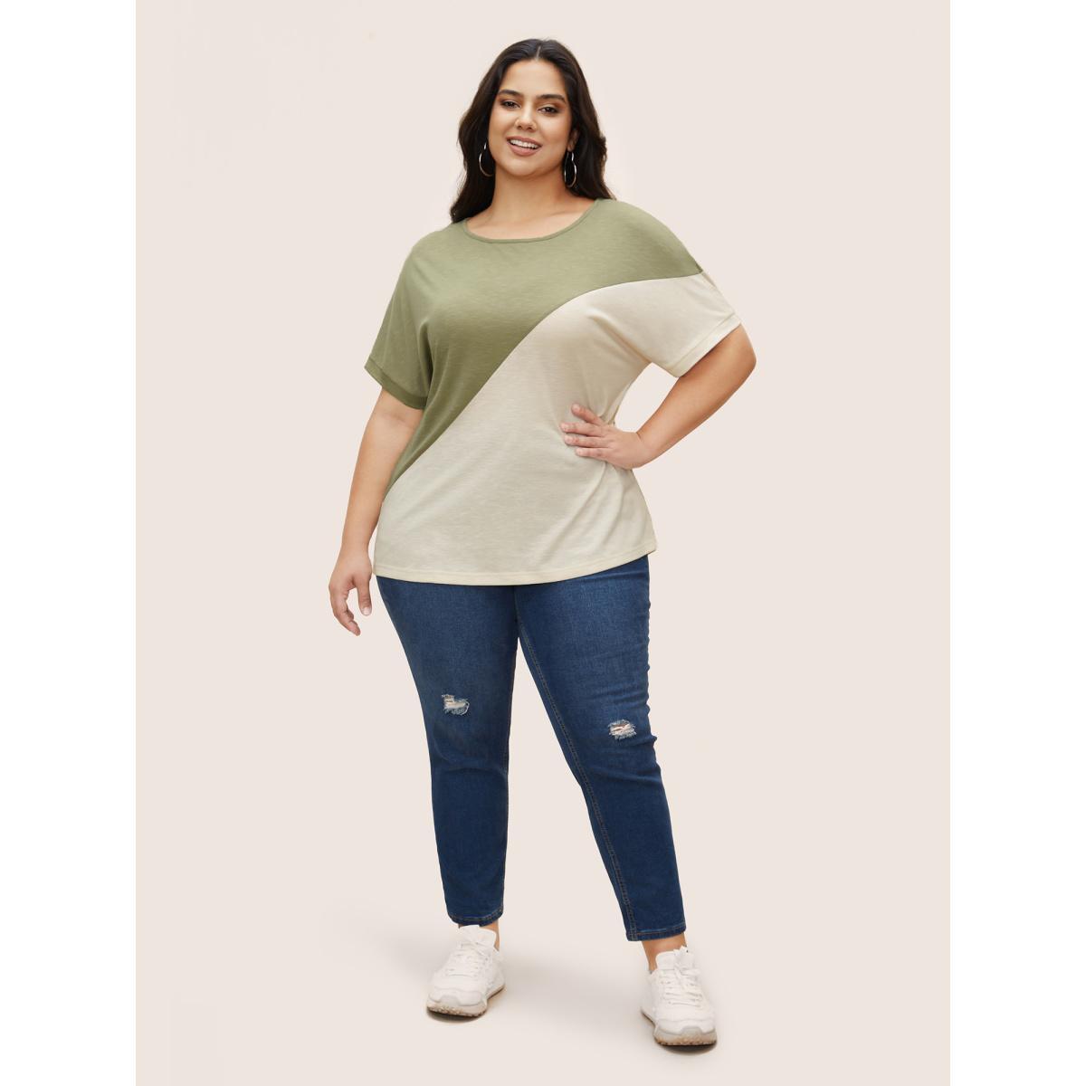Plus Size Two Tone Heather Batwing Sleeve T-shirt ArmyGreen Women Casual Contrast Round Neck Everyday T-shirts BloomChic 12/L Product Image