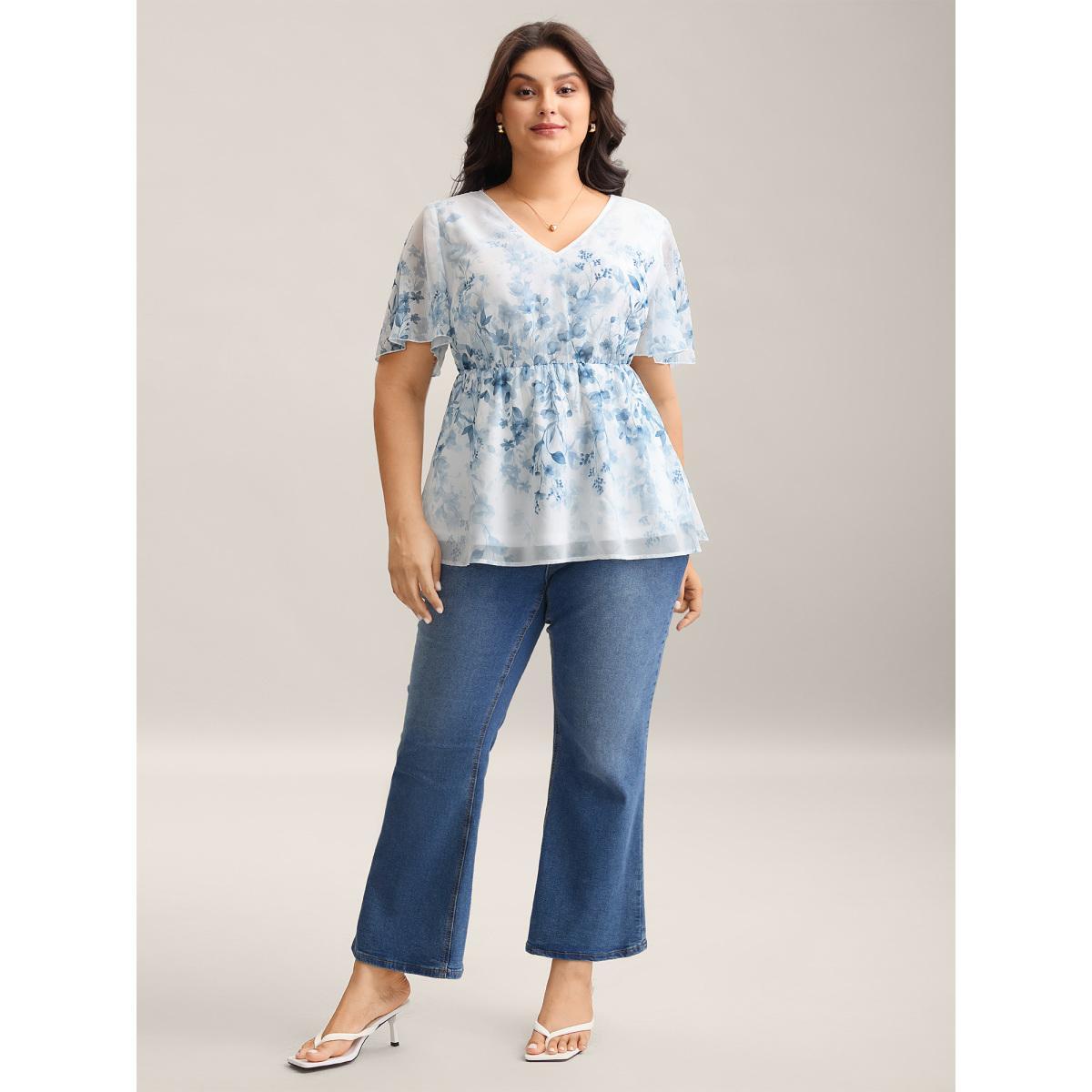 Plus Size Ivory Floral Print Waist-Tie Flared Shirt Women Short sleeve V-neck Everyday-Elegant Blouses BloomChic 26/4X Product Image