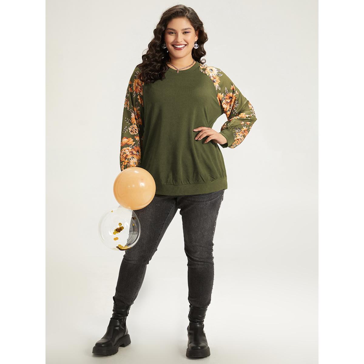 Plus Size Halloween Floral Patchwork Print Raglan Sleeve Sweatshirt Women ArmyGreen Casual Elastic cuffs Round Neck Festival-Halloween Sweatshirts BloomChic 10/M Product Image