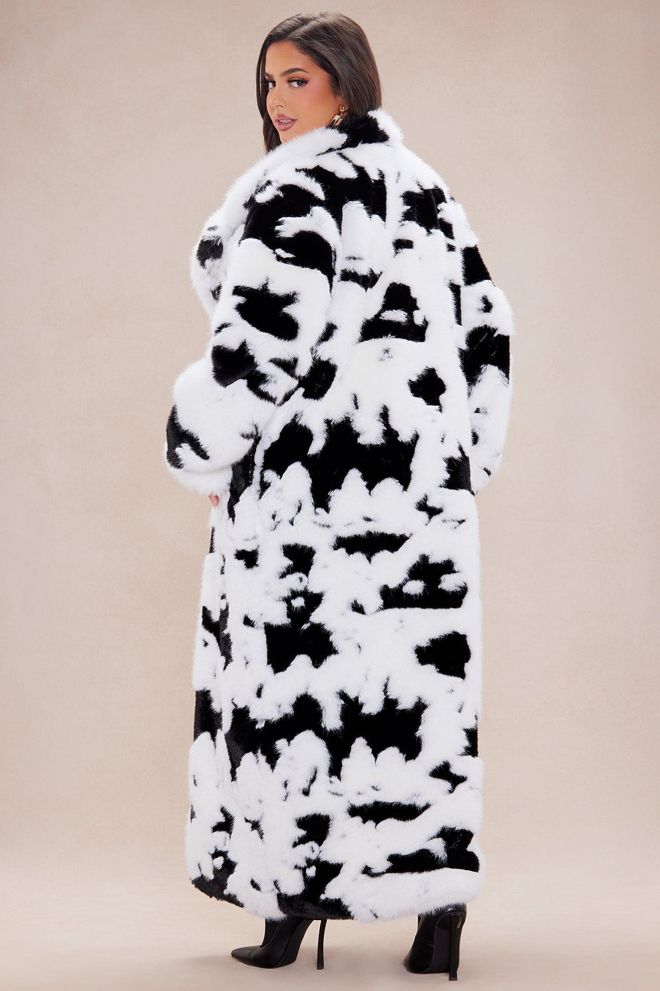 Make And Appearance Faux Fur Coat - White/Black Product Image