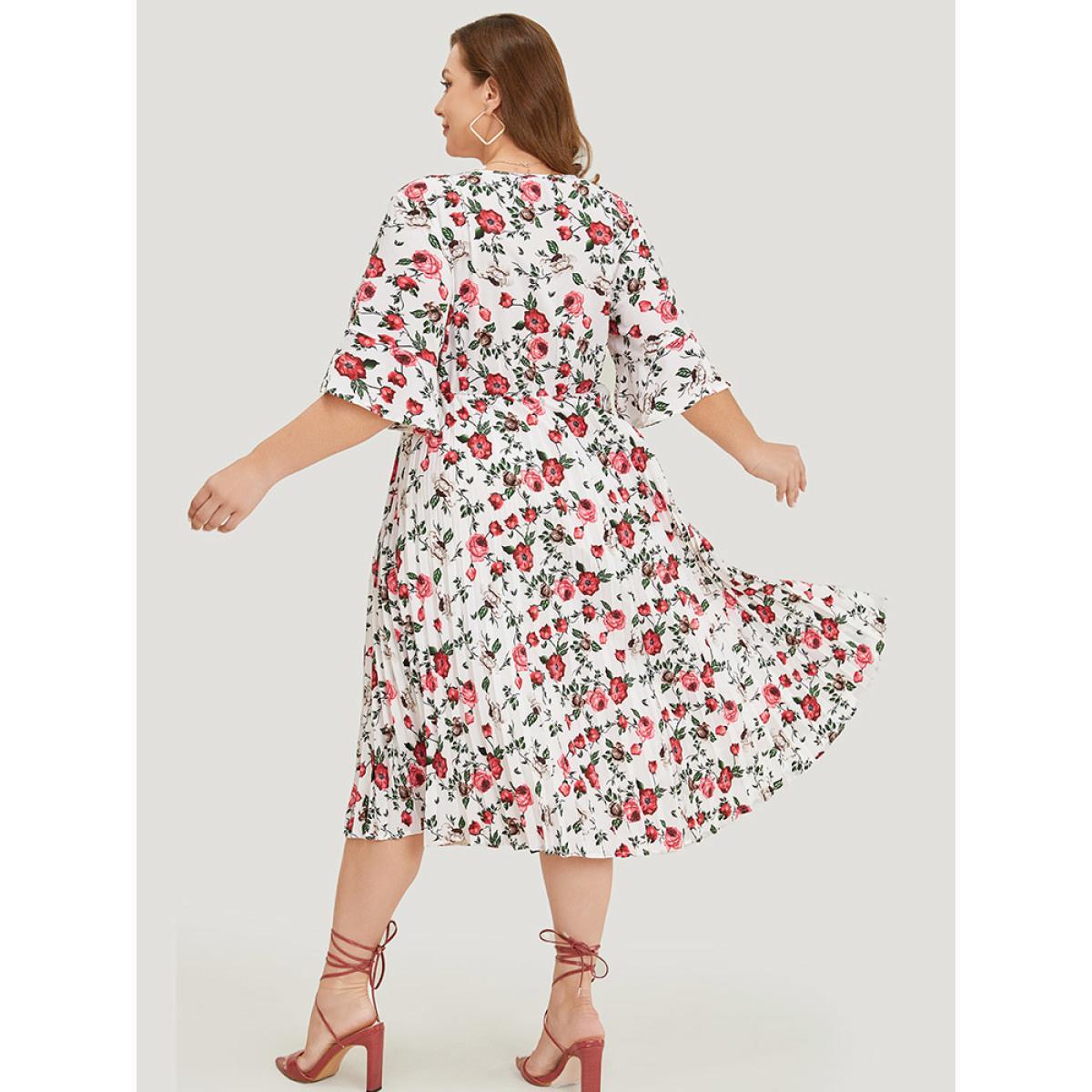 Plus Size Floral Print Pleated Hem Pocket Bell Sleeve Midi Dress Multicolor Women Elegant Pleated Round Neck Half Sleeve Curvy Midi Dress BloomChic 12/L Product Image