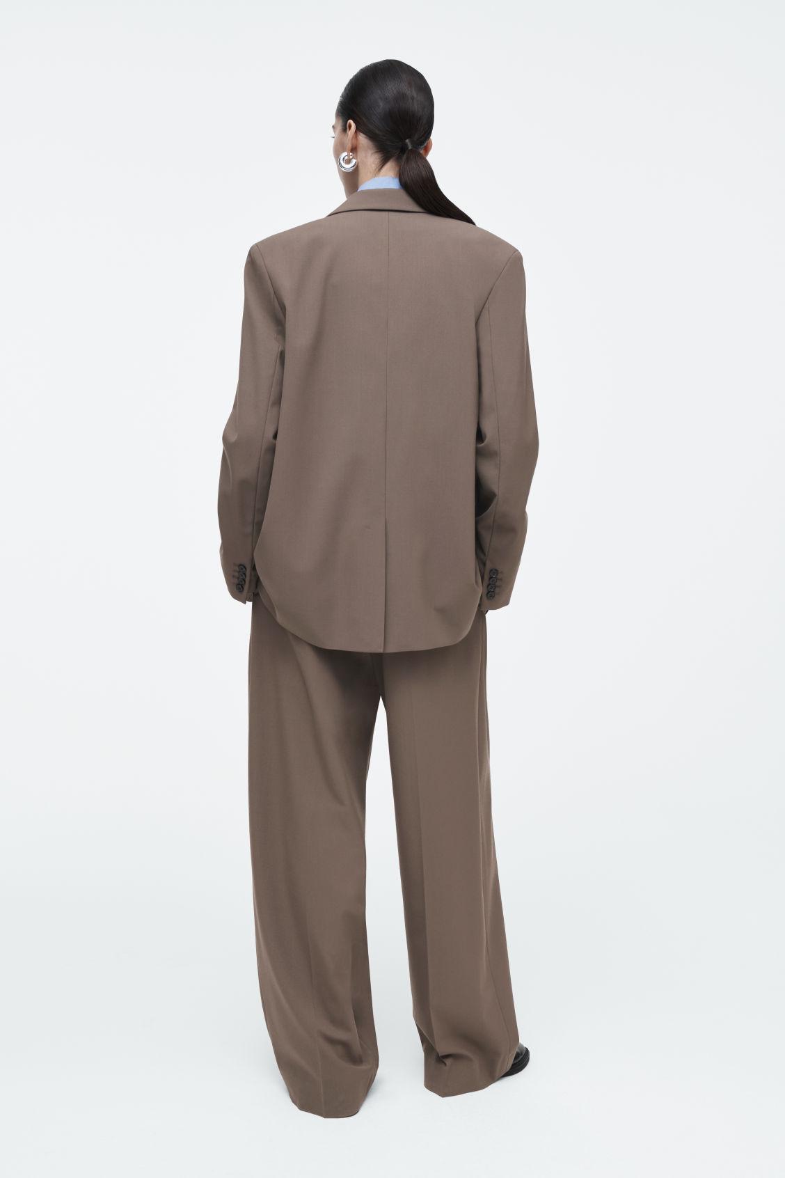 RELAXED SINGLE-BREASTED WOOL-BLEND BLAZER Product Image