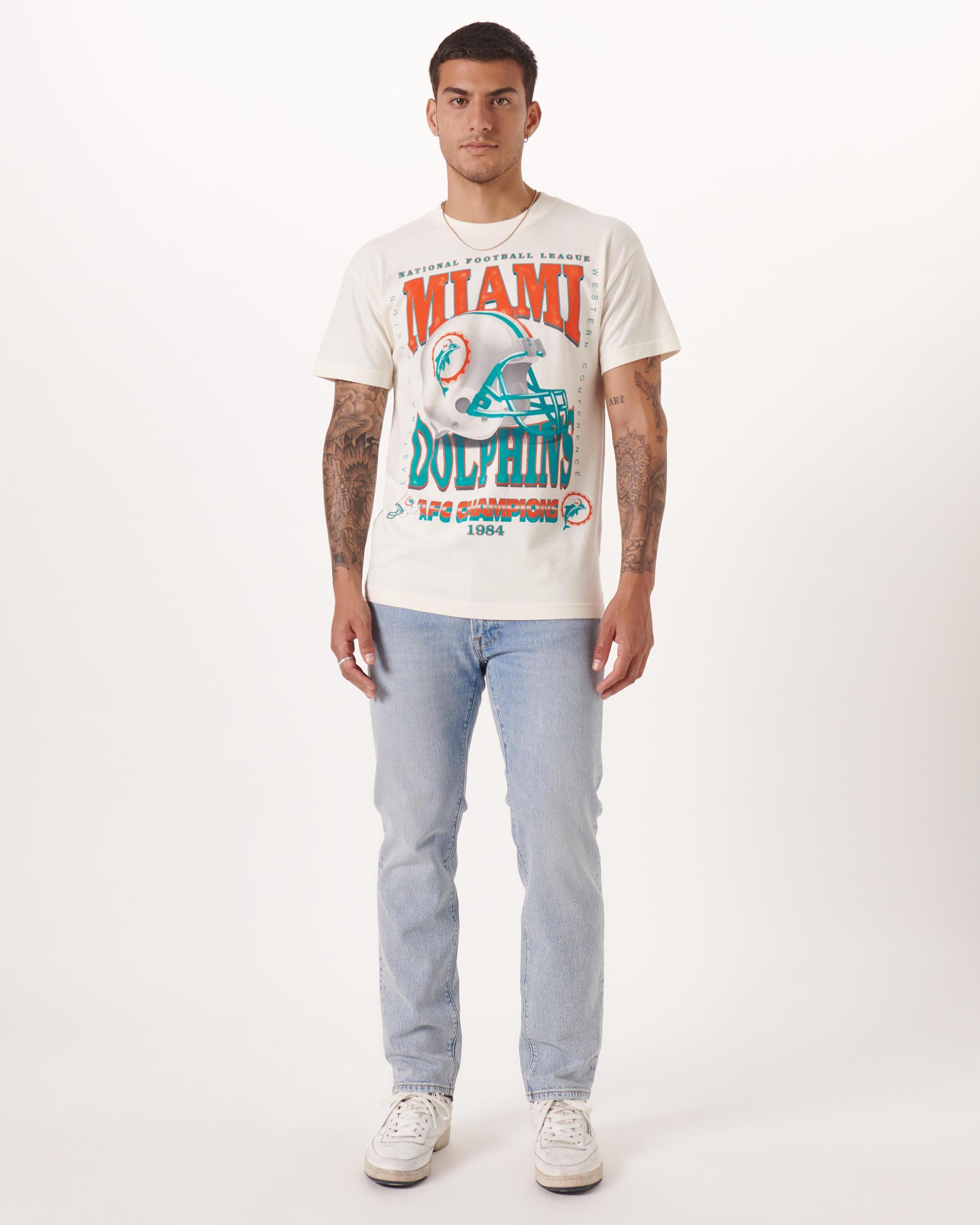 Tampa Bay Buccaneers Graphic Tee Product Image