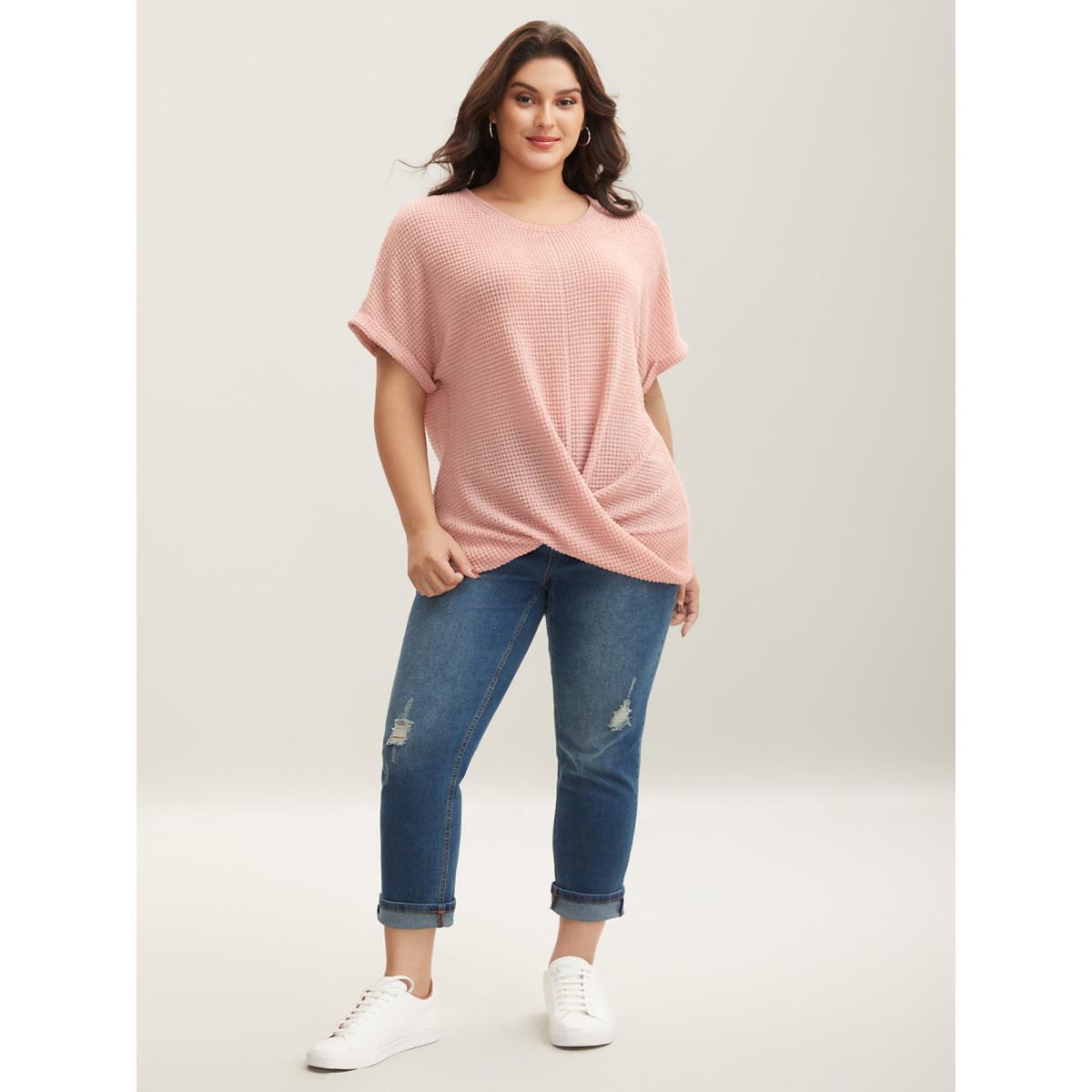 Plus Size Stretchy Hem Twist Textured Plain T-Shirt Nudepink Women Casual Twist Round Neck Everyday T-shirts BloomChic 30/6X Product Image