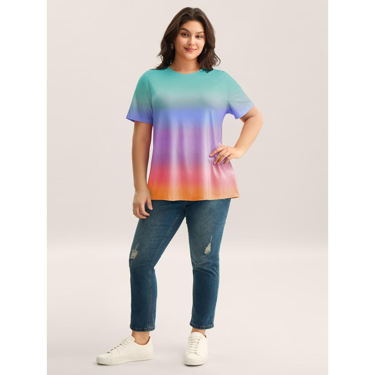Plus Size Ombre Gradient Crew Neck Curvy T-Shirt Mint Women Non Round Neck Everyday-Casual T-shirts BloomChic 22-24/3X Product Image