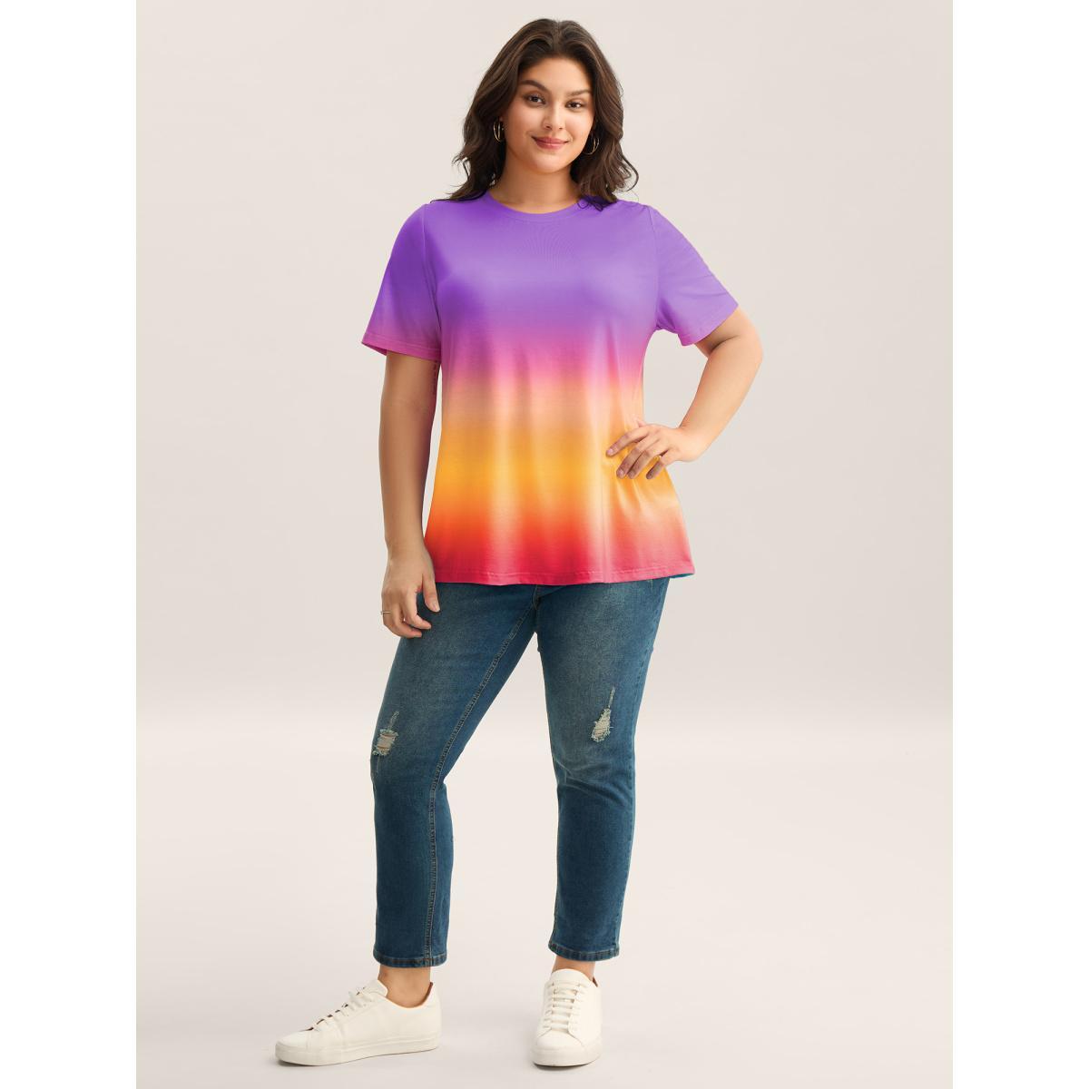 Plus Size Ombre Gradient Crew Neck Curvy T-Shirt Mauve Women Non Round Neck Everyday-Casual T-shirts BloomChic 28/5X Product Image