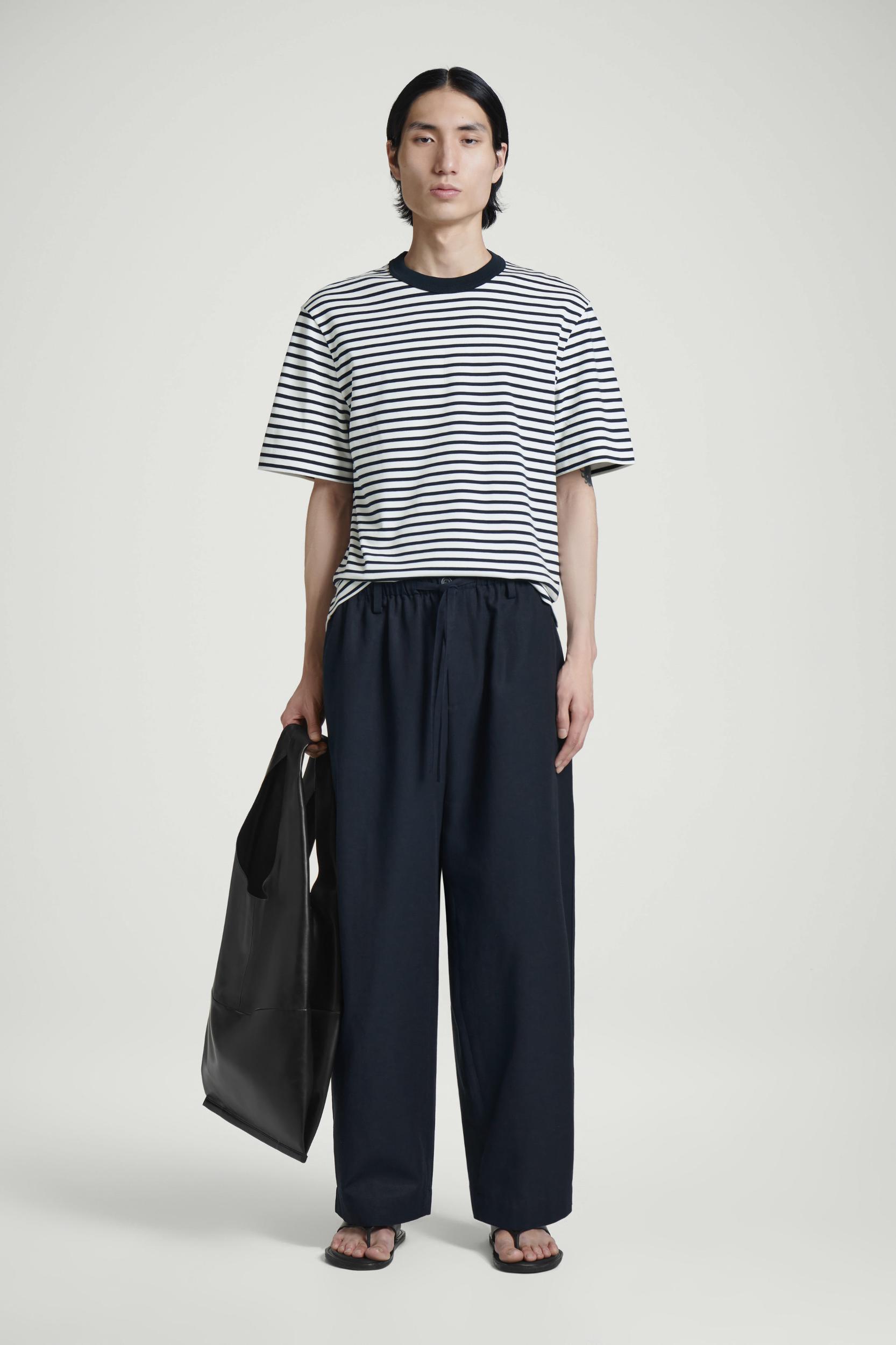 BARREL-LEG DRAWSTRING PANTS Product Image