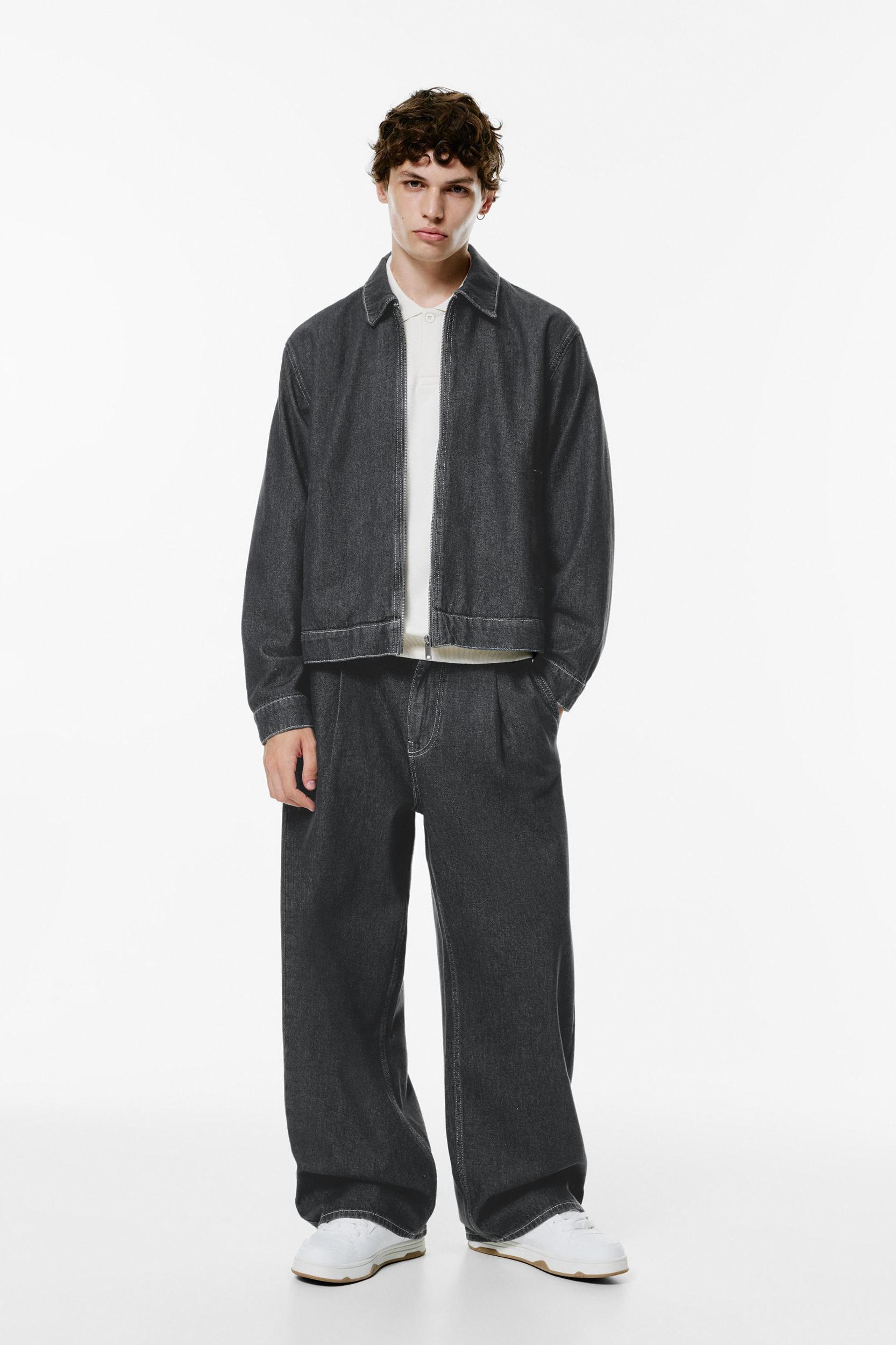 Wide-leg jeans with darts Product Image