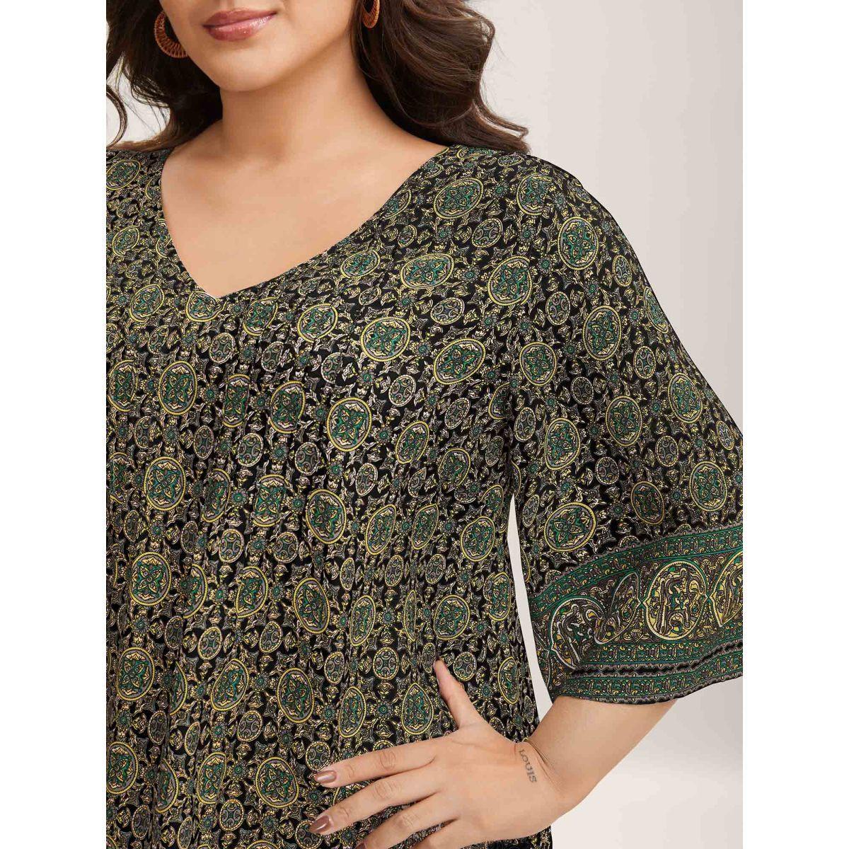 Plus Size Black Pin-Tuck Pleat Ornate Print Relaxed Fit Shirt Women Resort Elbow-length sleeve V-neck Vacation Blouses BloomChic 12/L Product Image