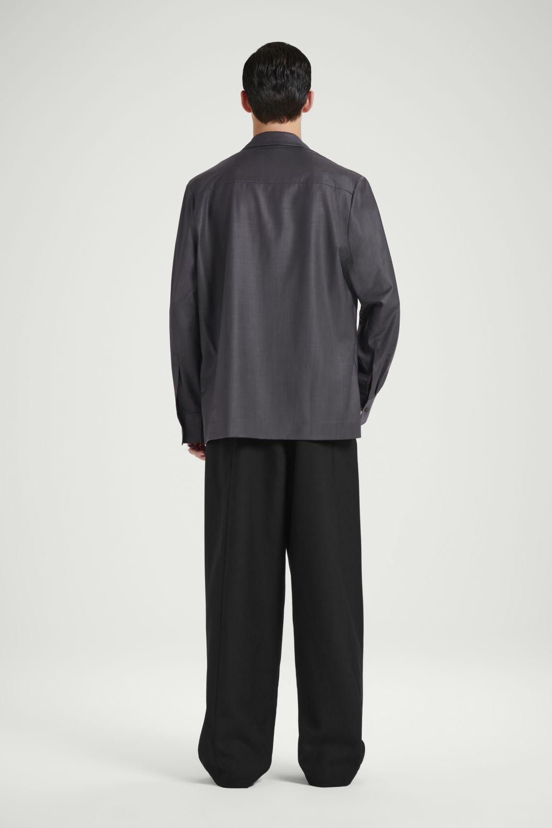THE NOTCH-LAPEL SHIRT Product Image