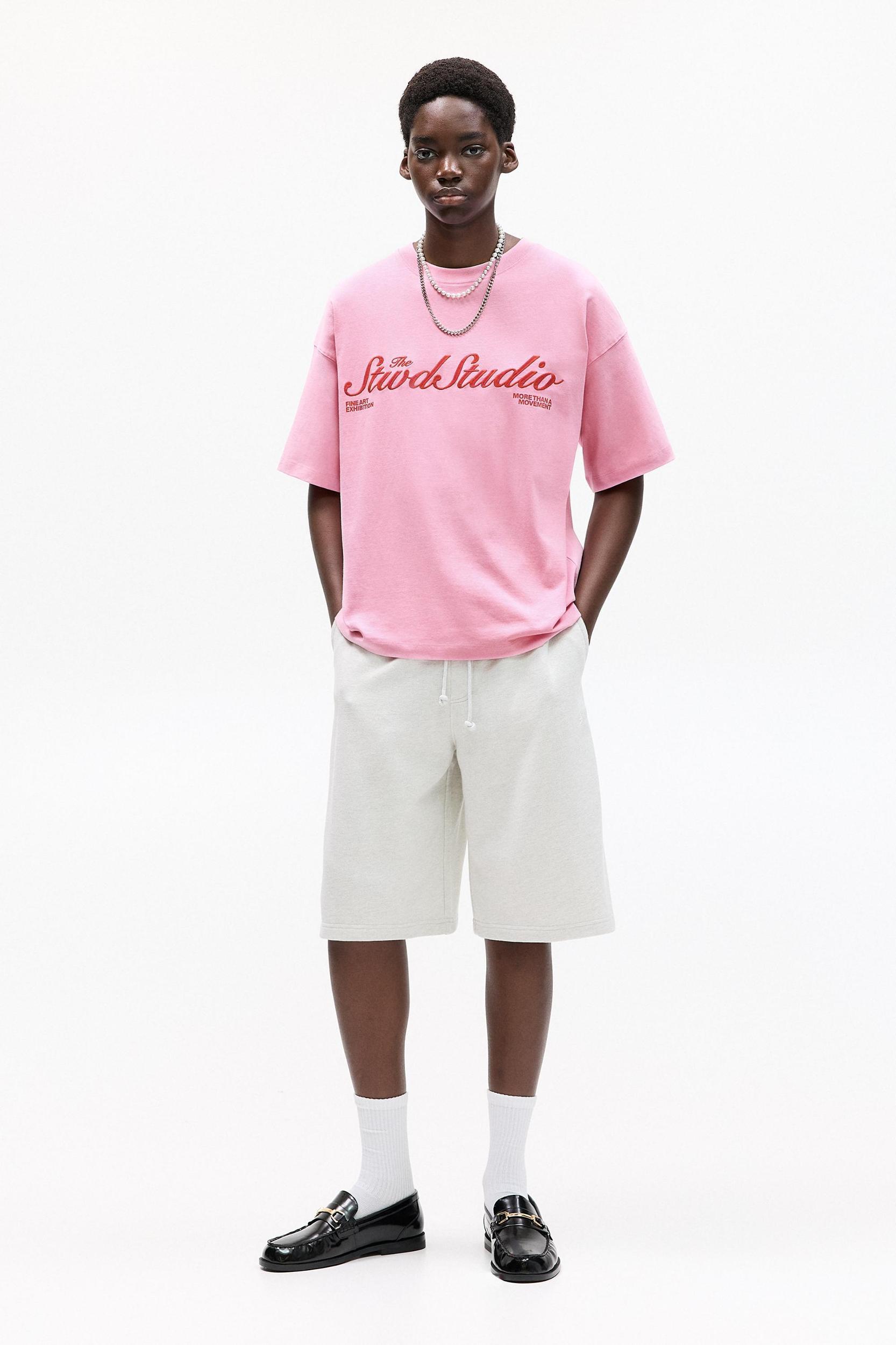 STWD Studio pink T-shirt Product Image