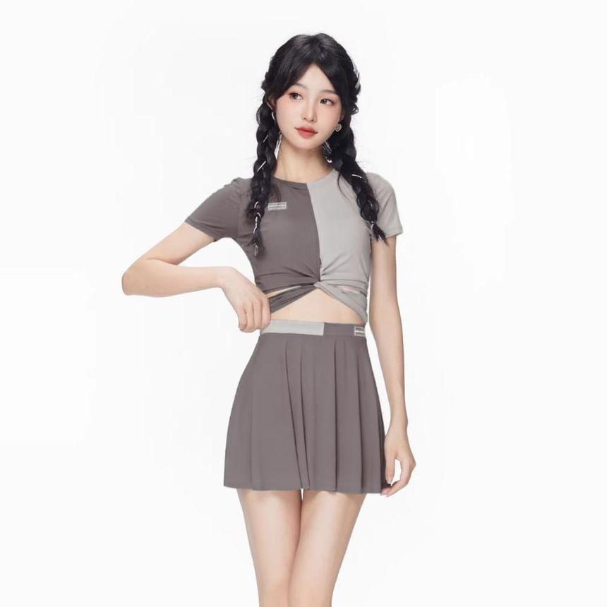 Set: Short Sleeve Crew Neck Two Tone Twist Swim Top + Bottom + Swim Skirt Product Image