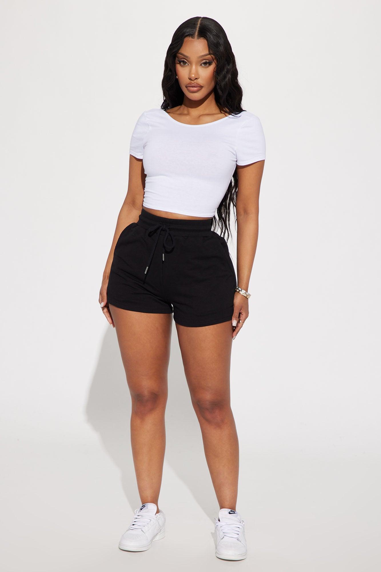 Chilling Out Short - Black Product Image