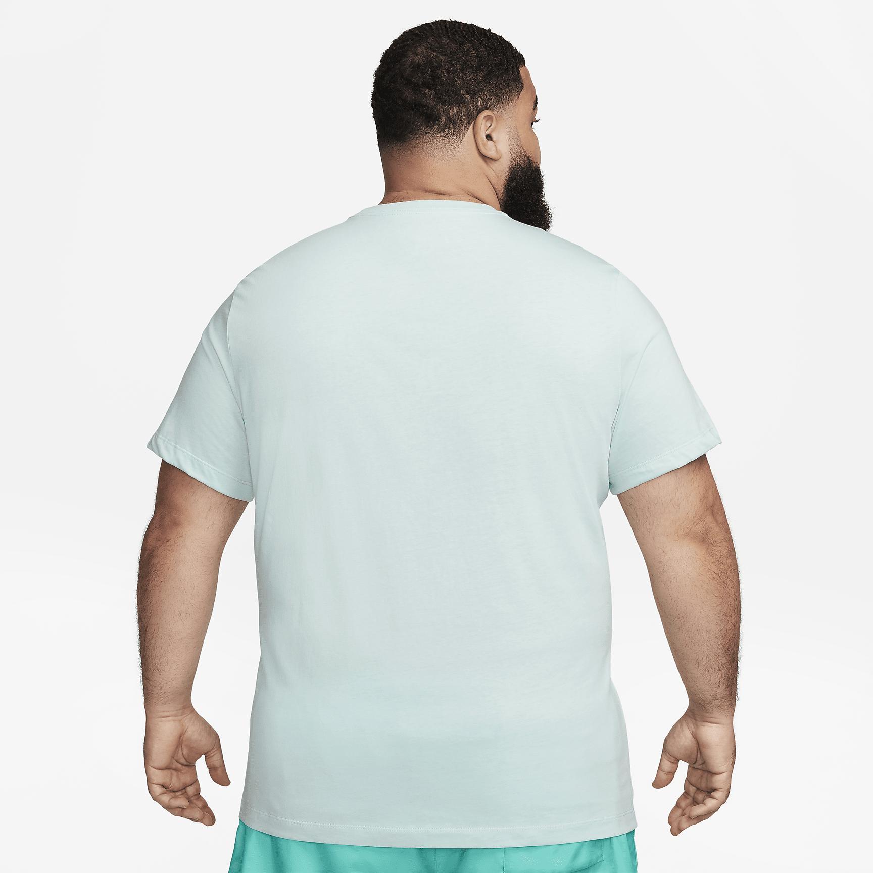 Nike Sportswear Men's T-Shirt Product Image