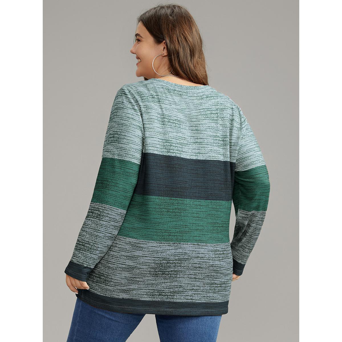Plus Size Striped Colorblock Contrast V Neck T-shirt Green Women Casual Contrast Colorblock V-neck Everyday T-shirts BloomChic 28/5X Product Image