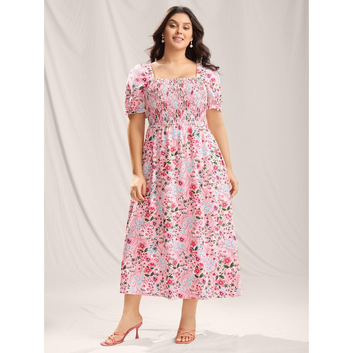 Plus Size Shirred Floral Print Pockets Maxi Dress LightBlue Women Square Neck Short sleeve Curvy BloomChic 26/4X Product Image