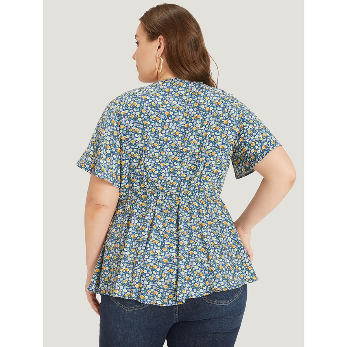 Plus Size DarkBlue Ditsy Floral Knot V Neck Blouse Women Elegant Short sleeve V-neck Dailywear Blouses BloomChic 28/5X Product Image