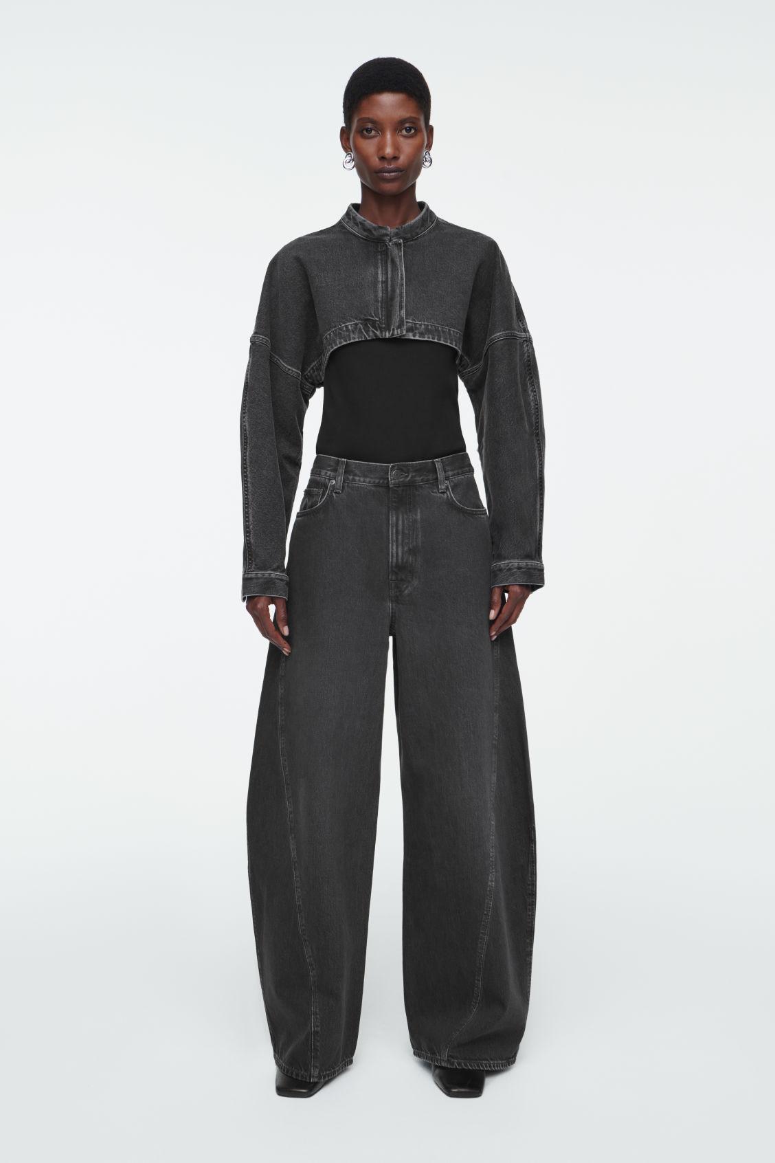 TWIST BARREL-LEG JEANS Product Image