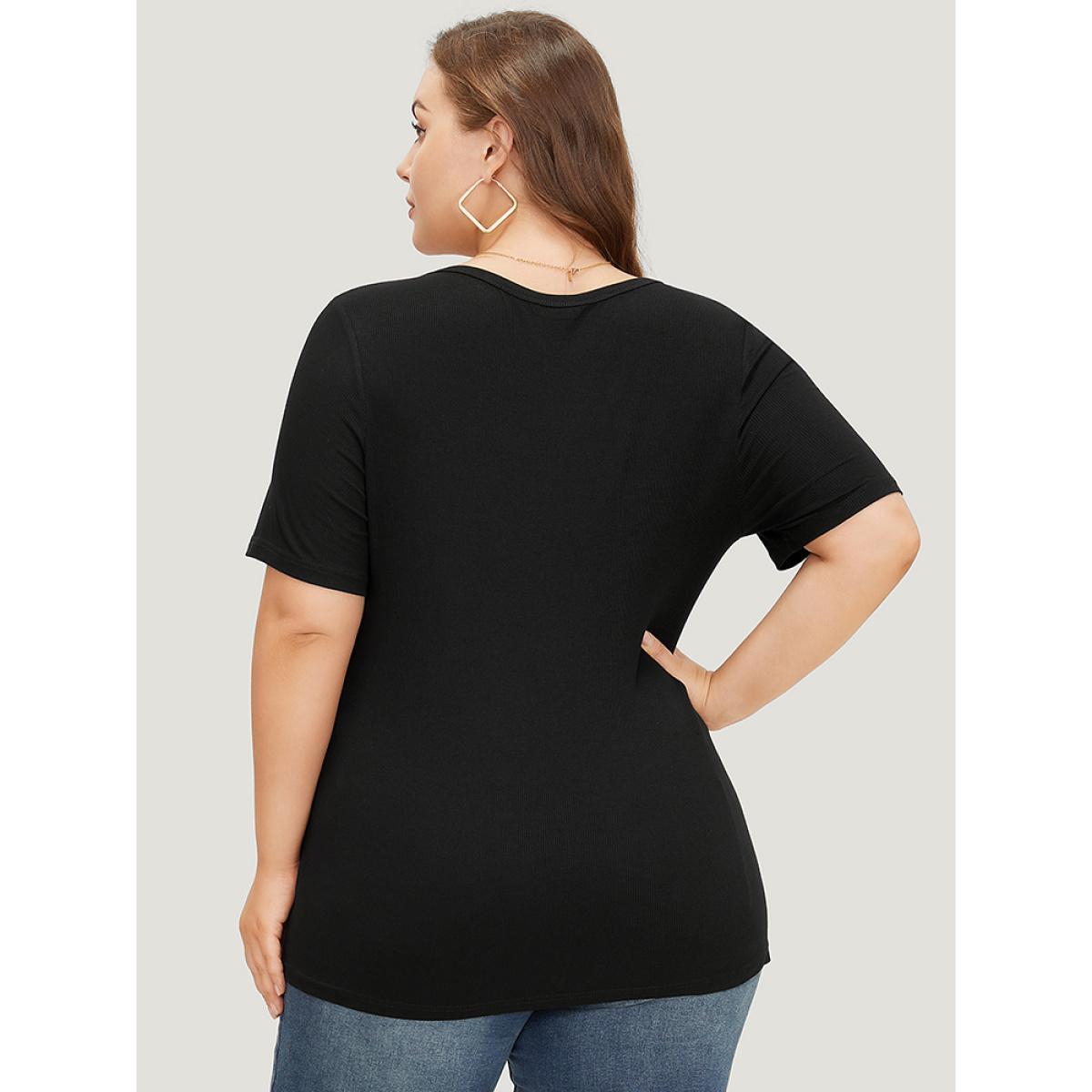 Plus Size Plain Scoop Neck Button Through Rib Knit T-shirt Black Women Casual Button Plain Scoop Neck Skinny Dailywear T-shirts BloomChic 18-20/2X Product Image