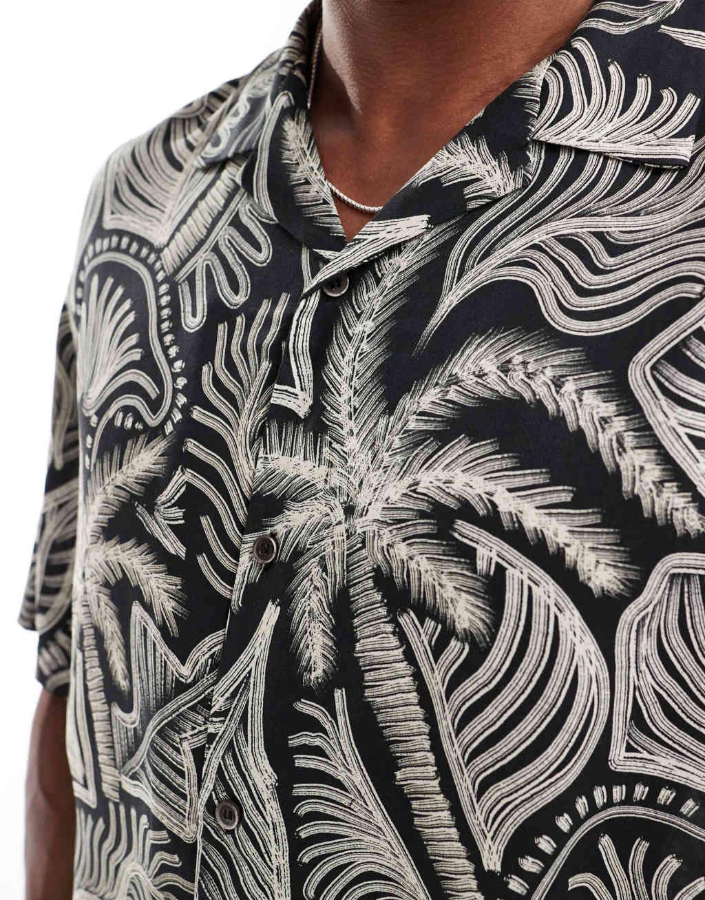 Pull&Bear floral print shirt in white Product Image