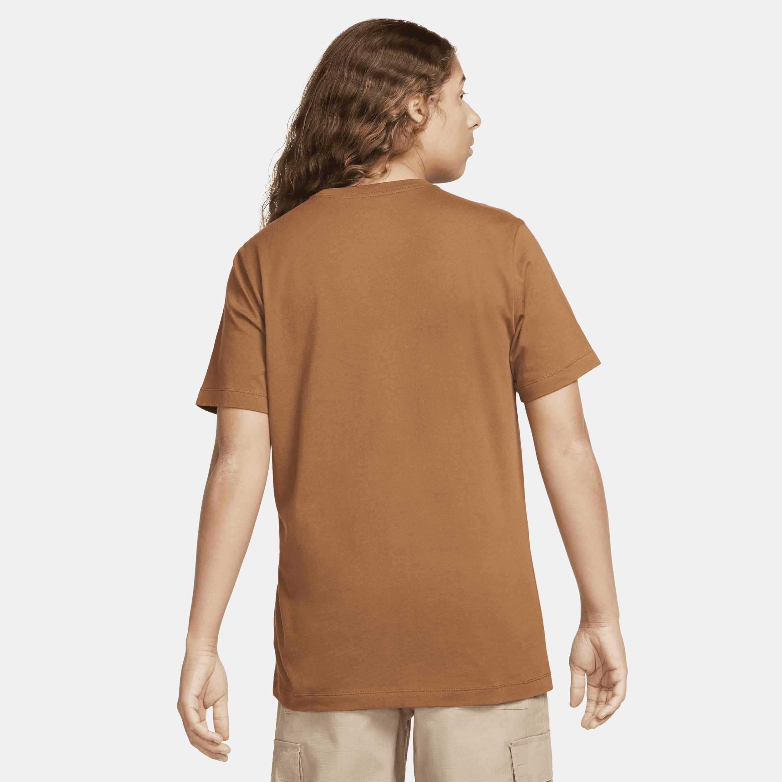 Nike Club Unisex T-shirt Product Image