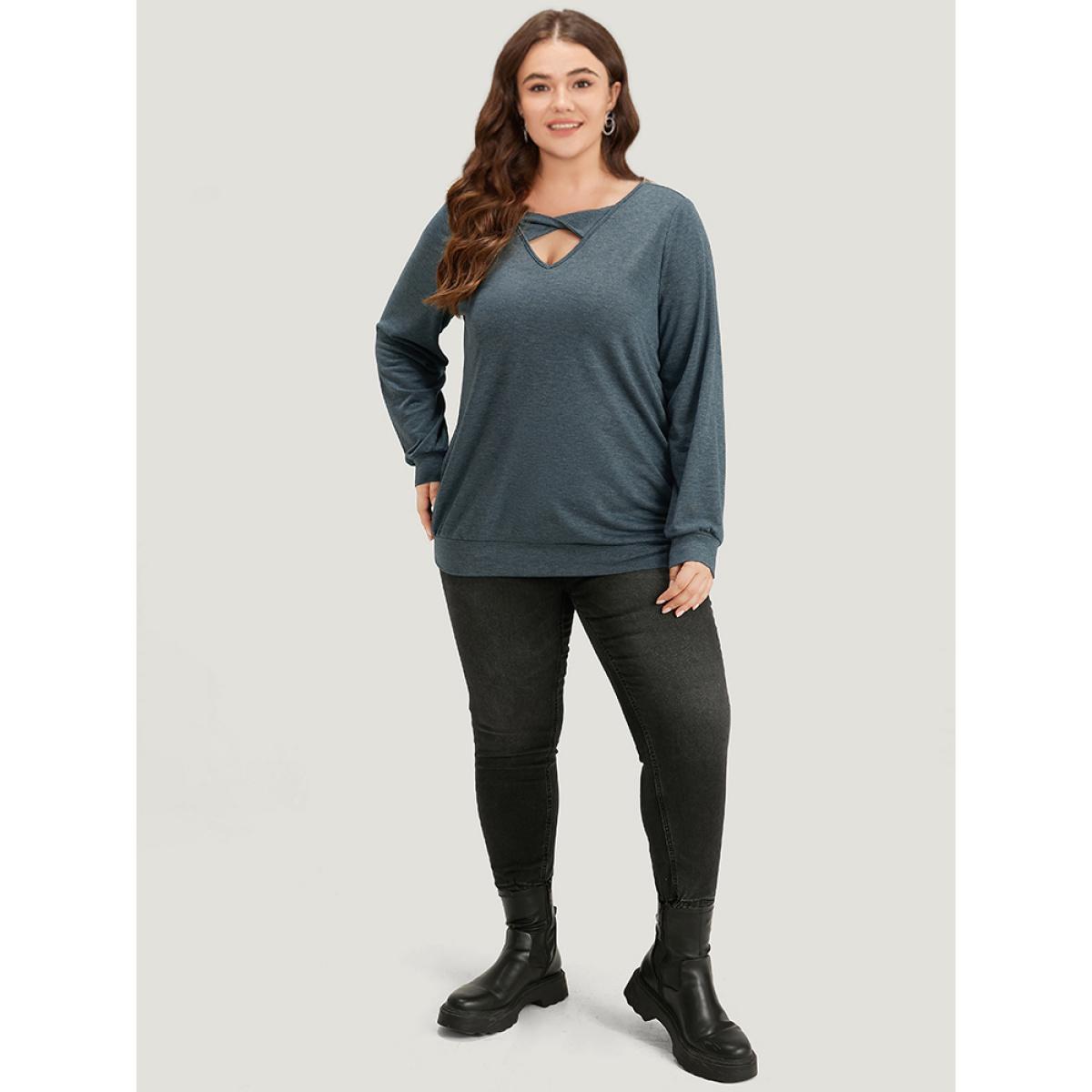 Plus Size Plain Twist Front Keyhole Sweatshirt Women Navy Casual Plain V-neck Dailywear Sweatshirts BloomChic 26/4X Product Image