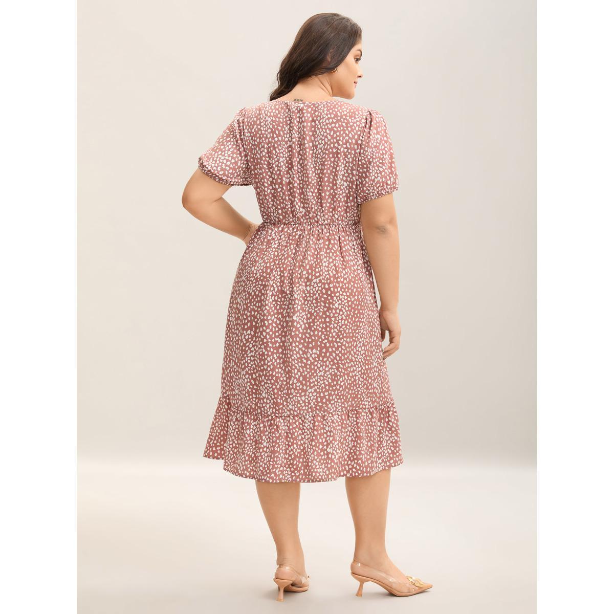 Plus Size Leopard Print Pockets Tiered Midi Dress Dirtypink Women V-neck Short sleeve Curvy BloomChic 18-20/2X Product Image