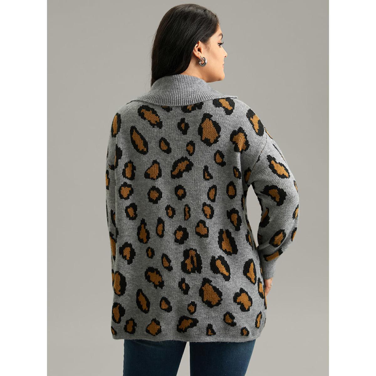 Plus Size Anti-Pilling Leopard PrintLapel Collar Button Detail Pullover Gray Women Casual Loose Long Sleeve Lapel Collar Dailywear Pullovers BloomChic 12/L Product Image