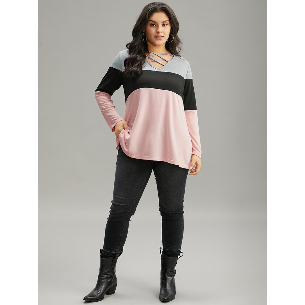 Plus Size Colorblock Contrast Crisscross V Neck Sweatshirt Women Multicolor Casual Contrast V-neck Everyday Sweatshirts BloomChic 30/6X Product Image