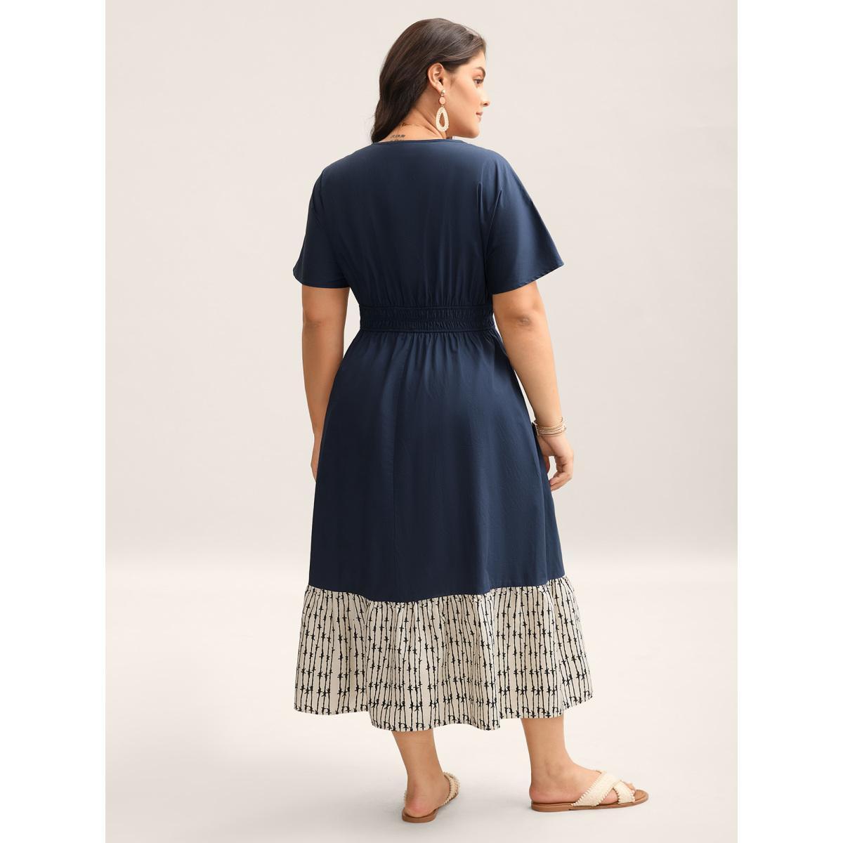 Plus Size Cotton Color Block Cinched-Waist Spliced Maxi Dress Navy Women V-neck Sleeveless Curvy BloomChic 28/5X Product Image