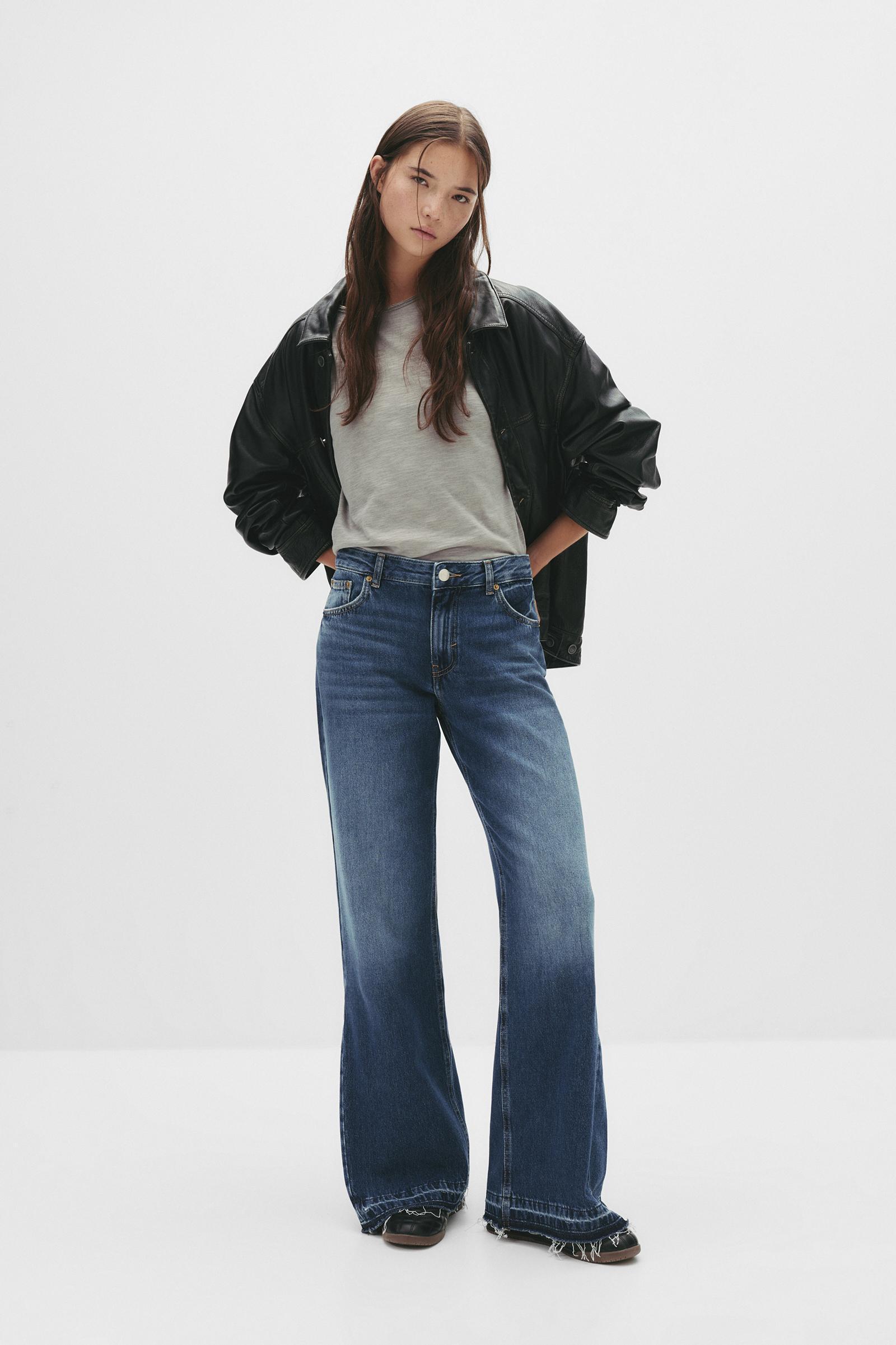 Loose flared jeans Product Image