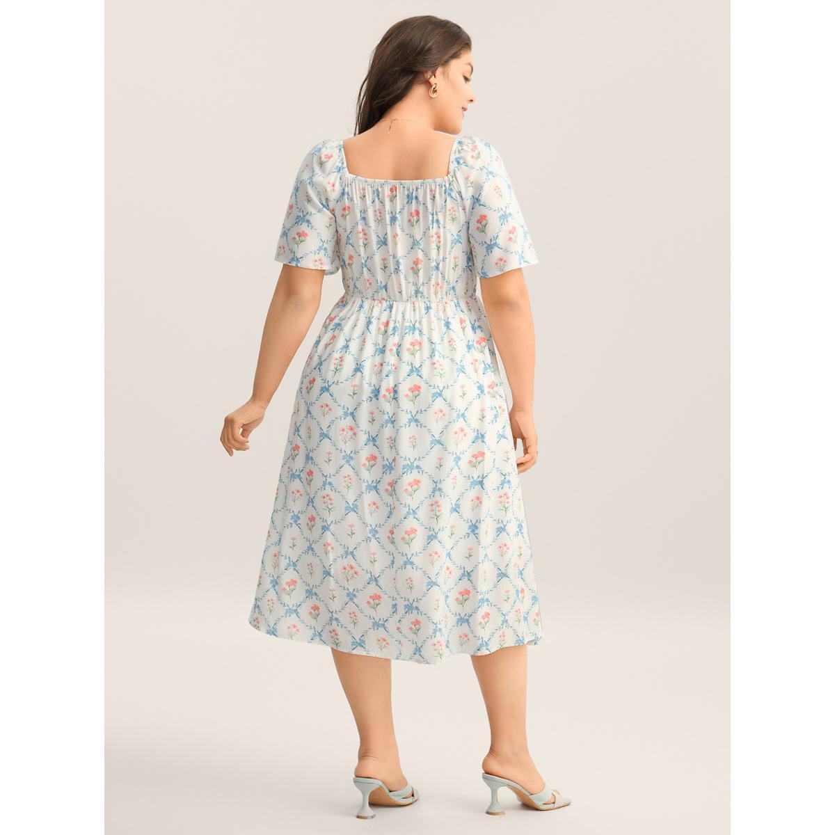 Plus Size Shirred Floral Print Pockets Midi Dress Originalwhite Women Square Neck Short sleeve Curvy BloomChic 18-20/2X Product Image