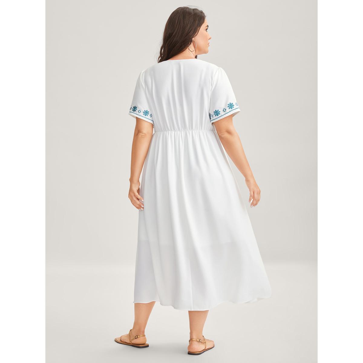 Plus Size Floral Embroidery Pockets Midi Dress WhiteSmoke Women V-neck Cap Sleeve Curvy BloomChic 14-16/1X Product Image