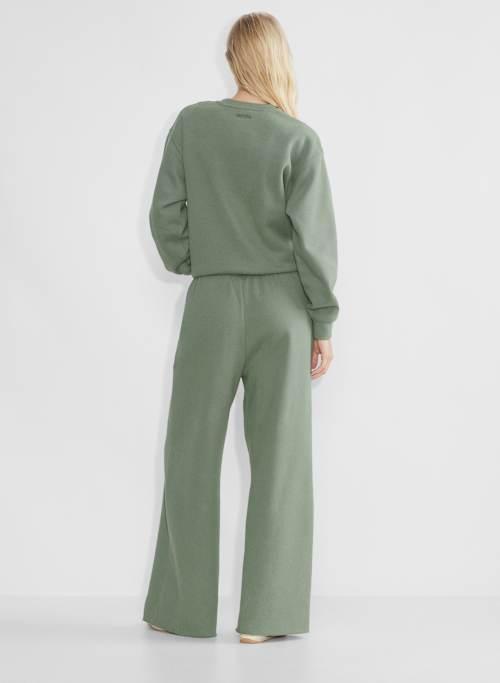 cozy fleece mega flutter™ sweatpant Product Image