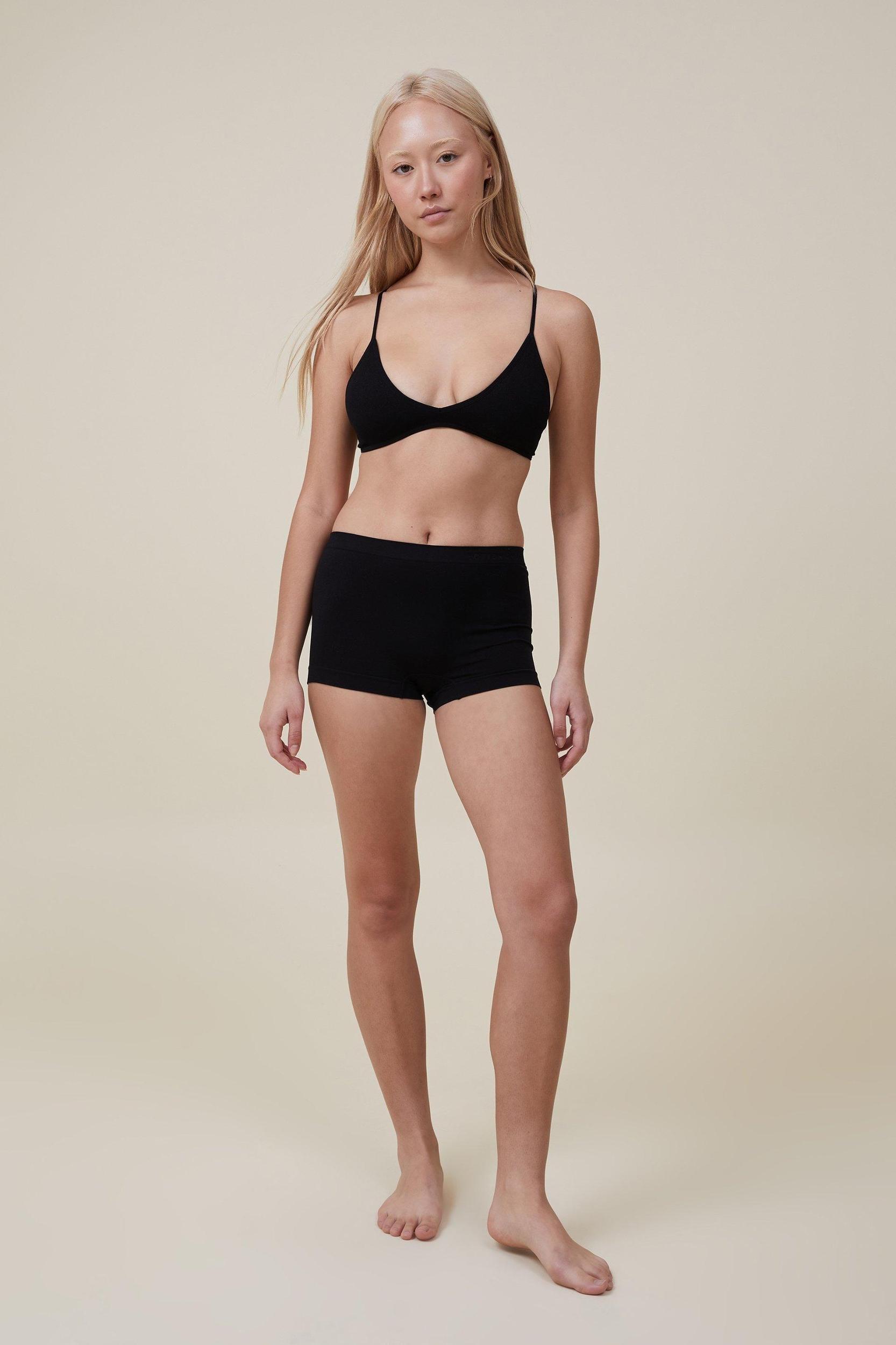 Body - Seamless Triangle Padded Bralette - Black Product Image