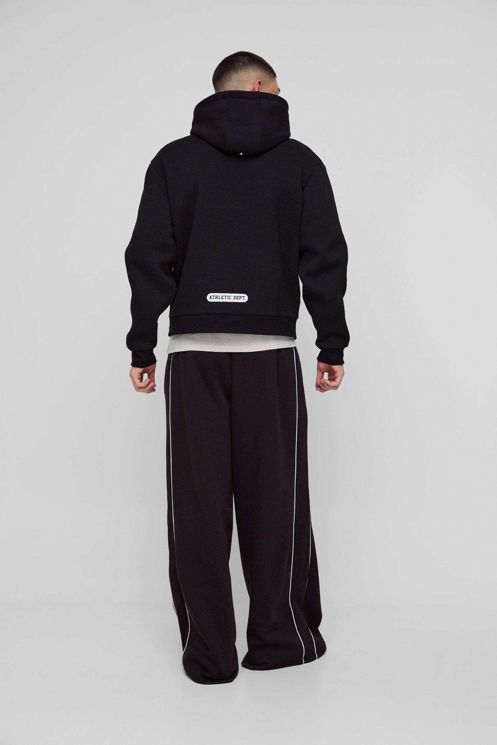 Oversized Boxy Worldwide Star Hoodie | boohooMAN USA Product Image