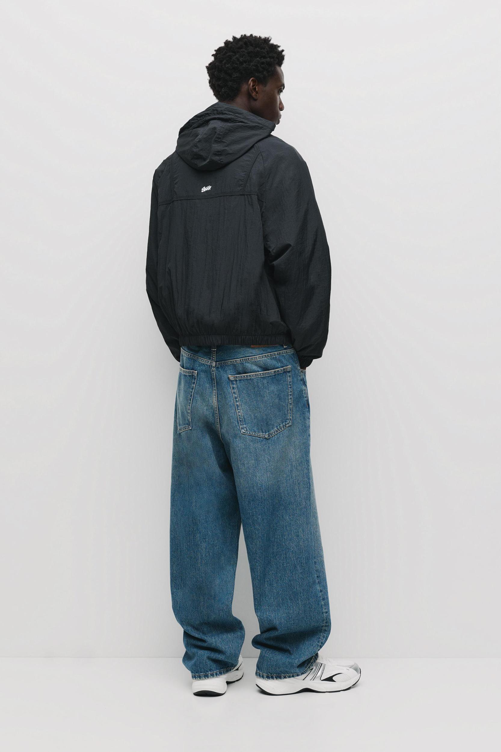 Lightweight STWD raincoat Product Image