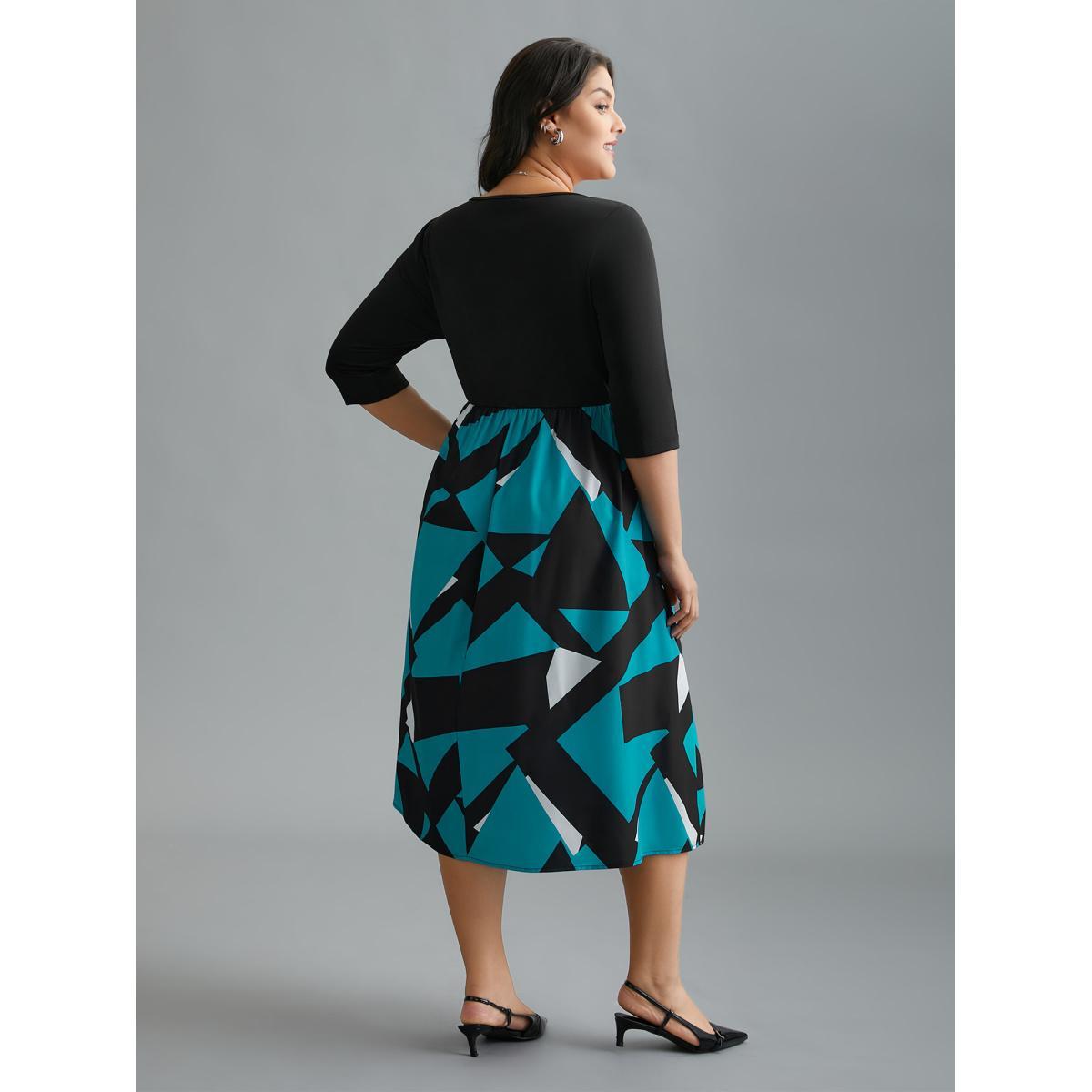 Plus Size V-Neck Geometric Color Contrast Dress Black Women At the Office Patchwork V-neck Elbow-length sleeve Curvy BloomChic 28/5X Product Image