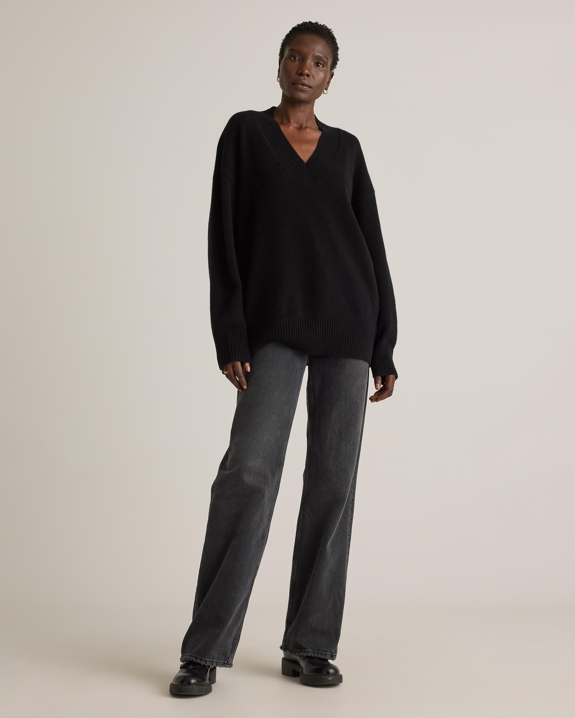 Quince | Women's Mongolian Cashmere OverSized V-Neck Sweater Size XL Product Image