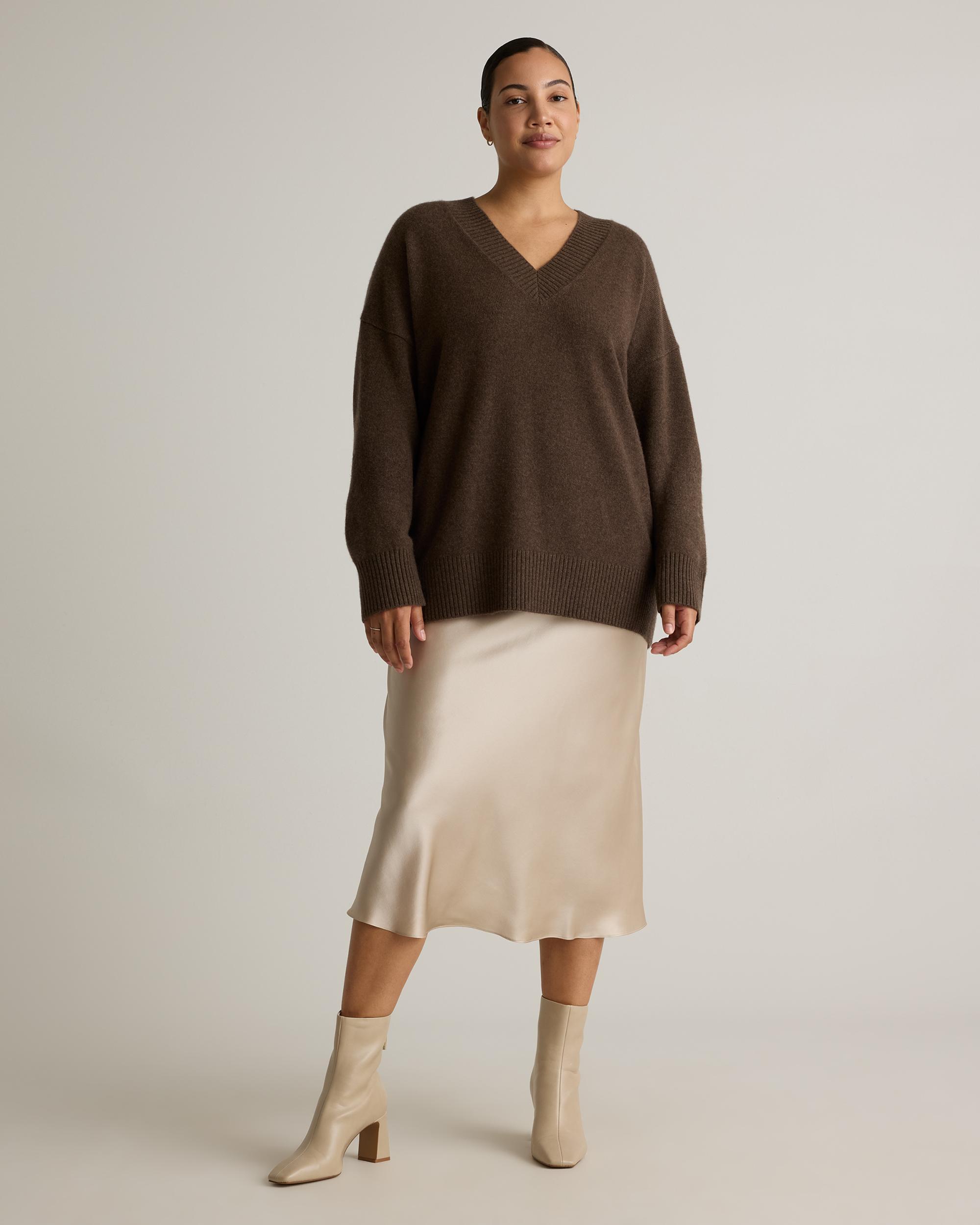 Quince | Women's Mongolian Cashmere OverSized V-Neck Sweater Size XS Product Image