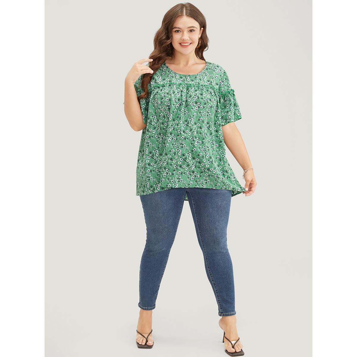 Plus Size Mint Ditsy Floral Frill Trim Gathered Ruffle Sleeve Blouse Women Elegant Short sleeve Round Neck Dailywear Blouses BloomChic 26/4X Product Image