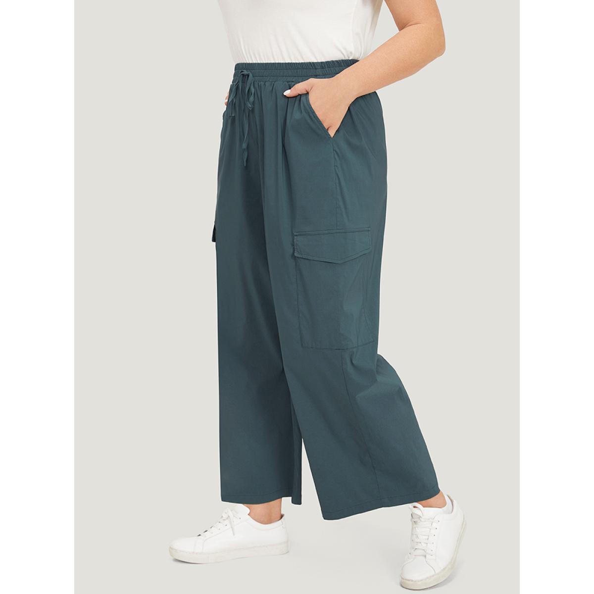 Plus Size Plain Drawstring Patched Pocket High Rise Pants Women DarkGreen Casual Straight Leg High Rise Dailywear Pants BloomChic 26/4X Product Image