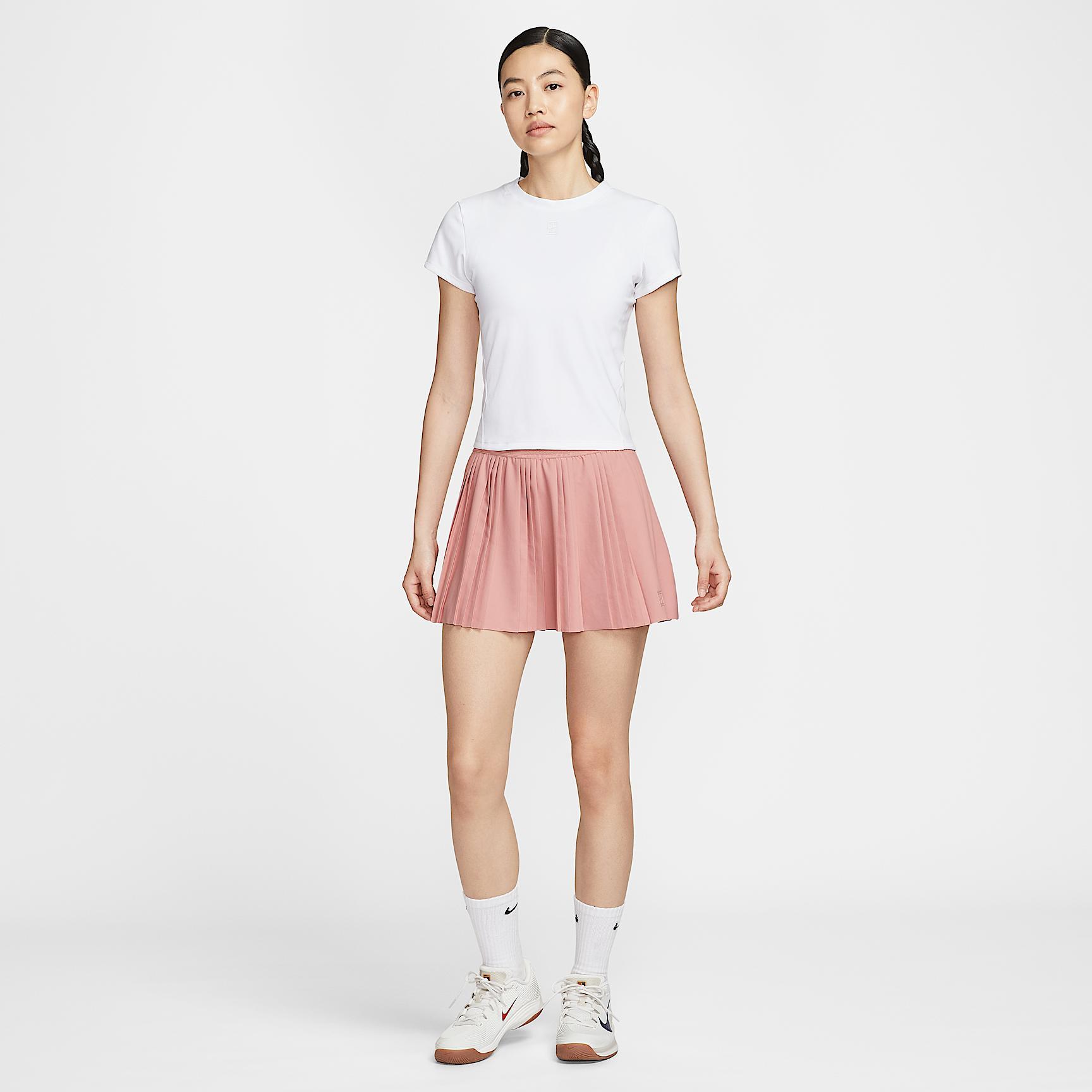 NikeCourt Advantage Women's Dri-FIT Pleated Tennis Skirt Product Image