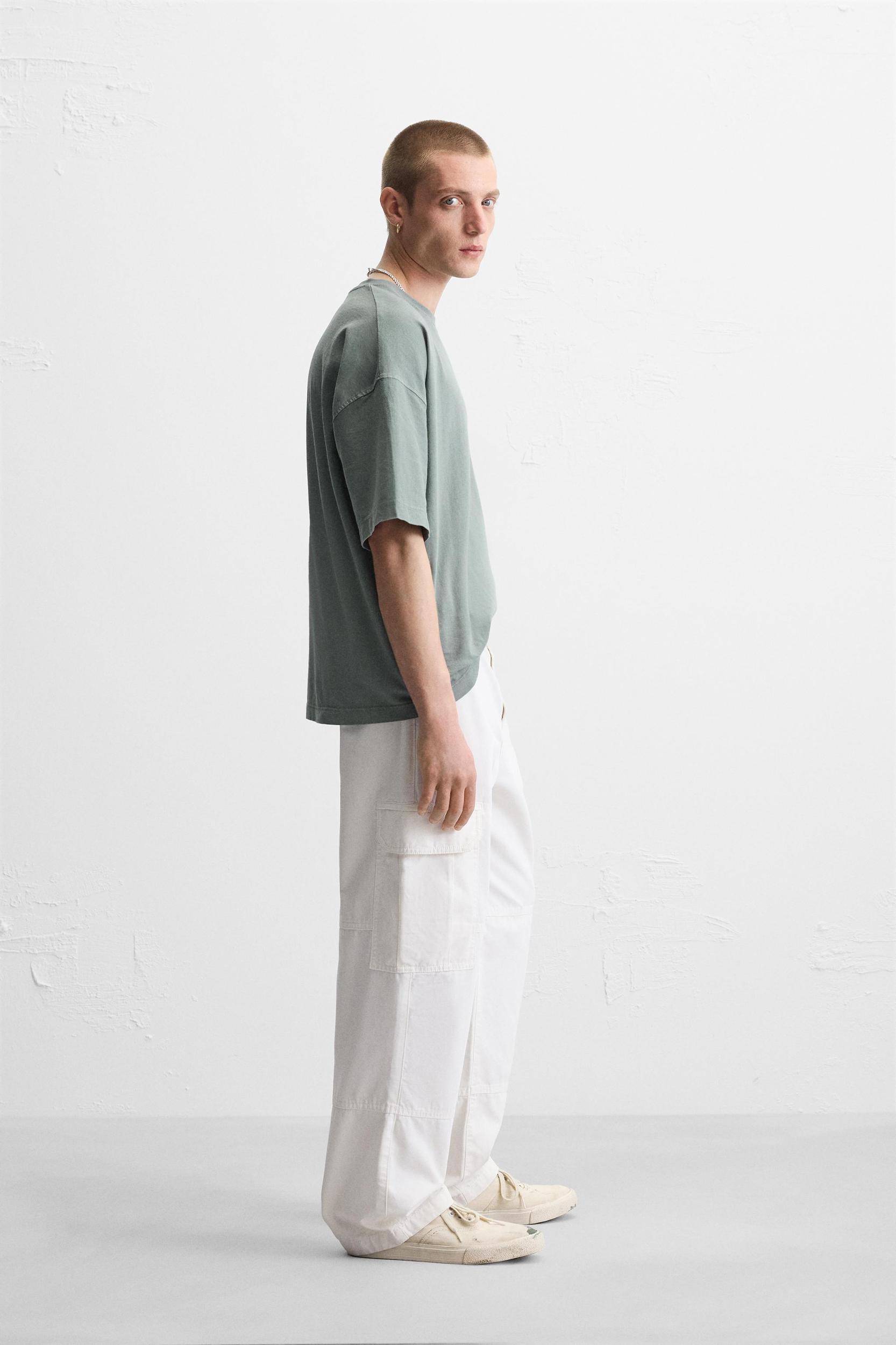 BASIC BOXY FIT T-SHIRT Product Image