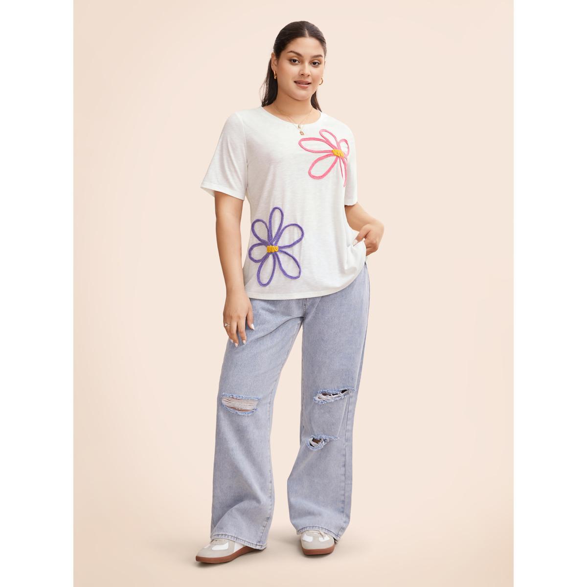 Plus Size Bamboo Textured Floral Embroided T-shirt Originalwhite Women Casual Contrast Natural Flowers Round Neck Everyday T-shirts BloomChic 26/4X Product Image