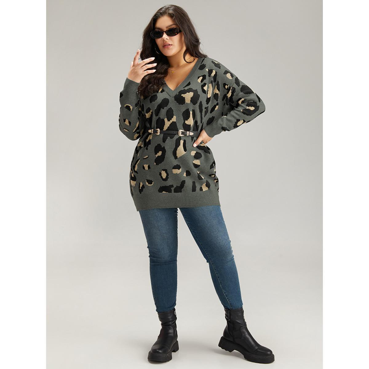 Plus Size Anti-Pilling Leopard Elastic Cuffs Pullover DimGray Women Casual Loose Long Sleeve V-neck Dailywear Pullovers BloomChic 10/M Product Image