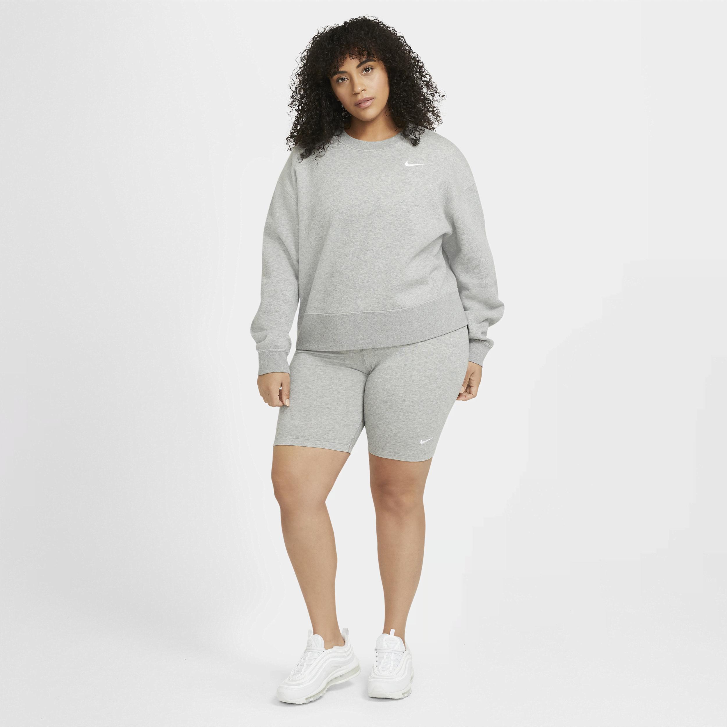 Womens Nike Sportswear Essential Mid-Rise Bike Shorts (Plus Size) Product Image